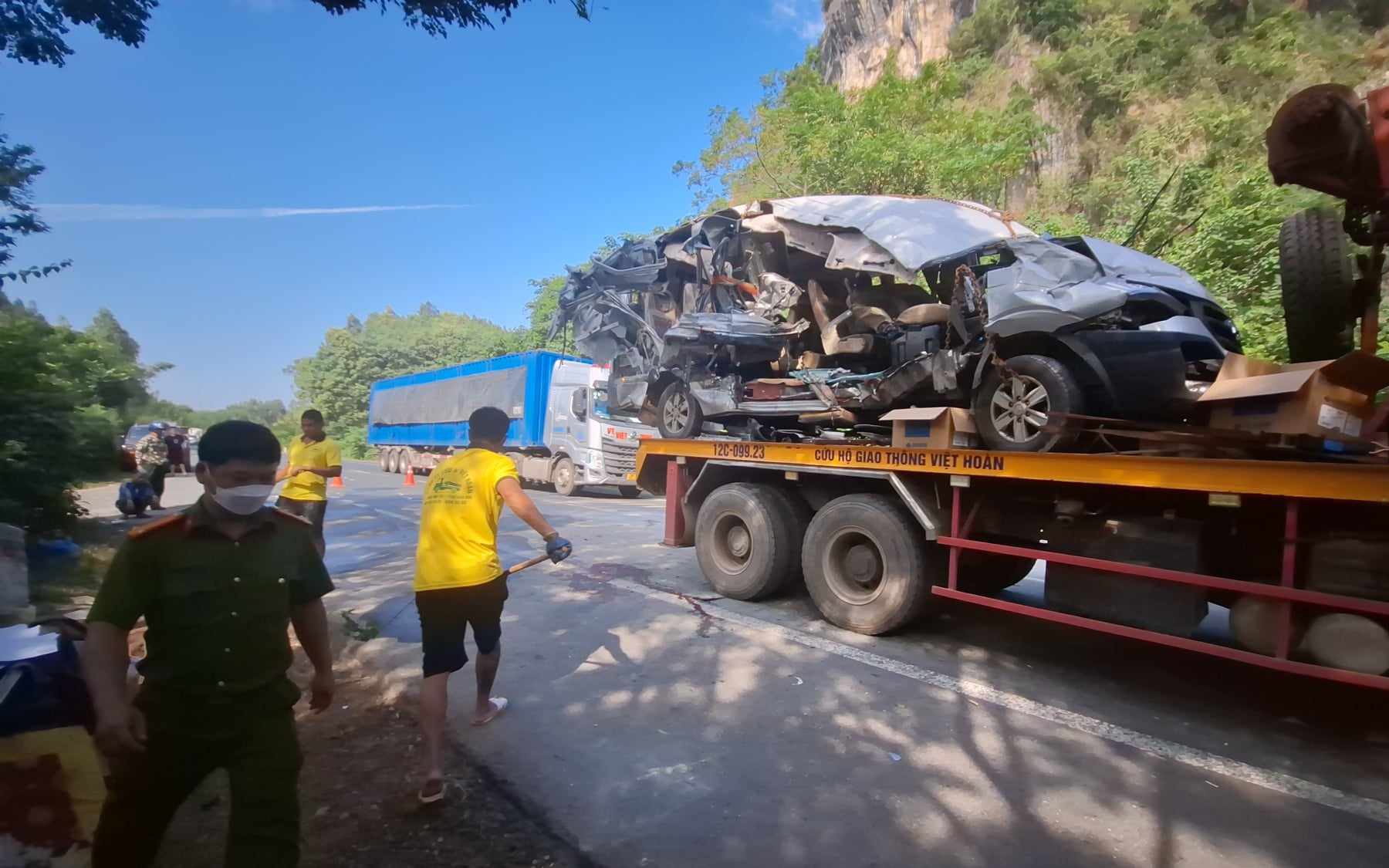 Danh t&iacute;nh nạn nh&acirc;n vụ tai nạn xe kh&aacute;ch 5 người chết, 9 người bị thương ở Lạng Sơn