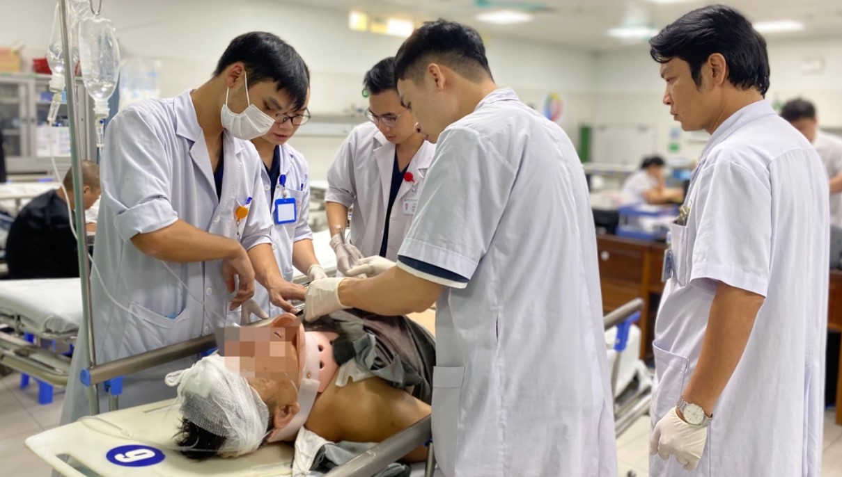 Sức khỏe nạn nh&acirc;n nặng nhất trong vụ TNGT đặc biệt nghi&ecirc;m trọng tại Lạng Sơn ra sao?   - Ảnh 1.