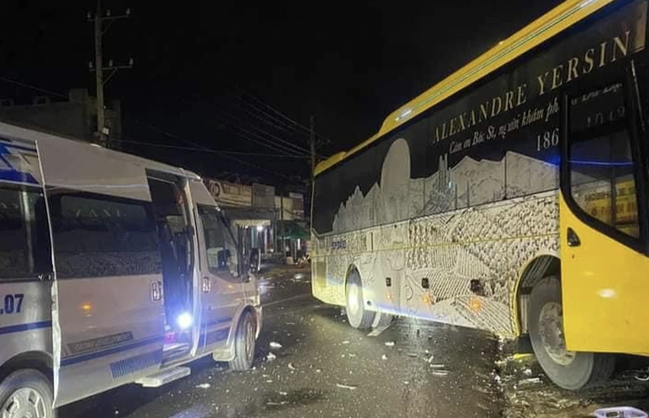 22 vụ TNGT đặc biệt nghiêm trọng xảy ra trong 9 tháng đầu năm 2023 - Ảnh 1. 22 vụ TNGT đặc biệt nghiêm trọng xảy ra trong 9 tháng đầu năm 2023 - Ảnh 1.