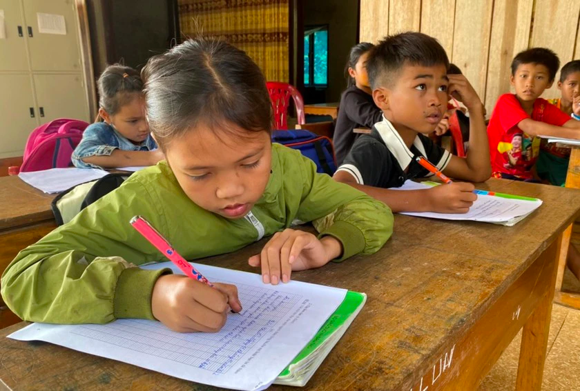 Quảng B&igrave;nh kh&ocirc;ng thu học ph&iacute; học kỳ I, năm học 2023-2024 - Ảnh 1.