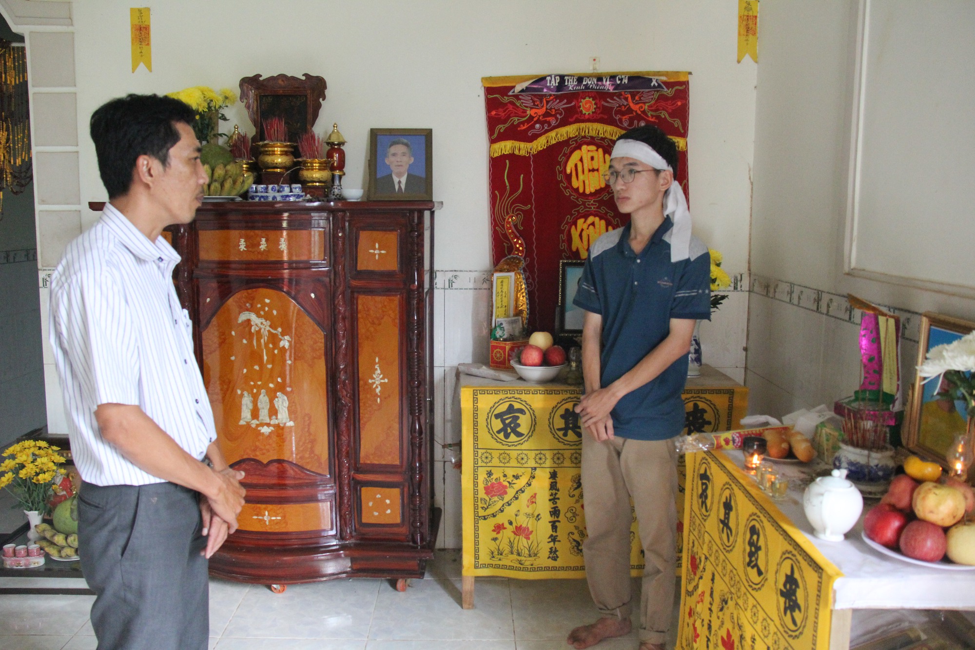 Ban ATGT tỉnh B&igrave;nh Thuận thăm hỏi, hỗ trợ nạn nh&acirc;n vụ tai nạn xe kh&aacute;ch Th&agrave;nh Bưởi - Ảnh 2.