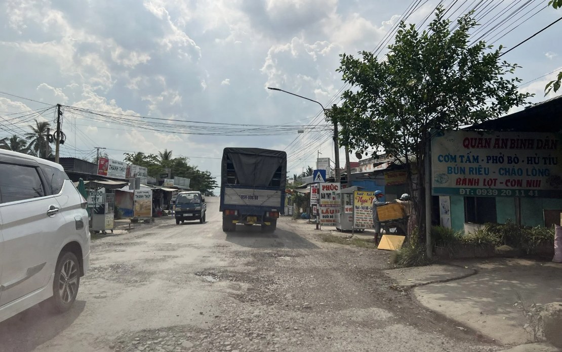 Bộ GTVT phản hồi kiến nghị n&acirc;ng cấp, sửa chữa c&aacute;c tuyến quốc lộ qua Vĩnh Long - Ảnh 1.