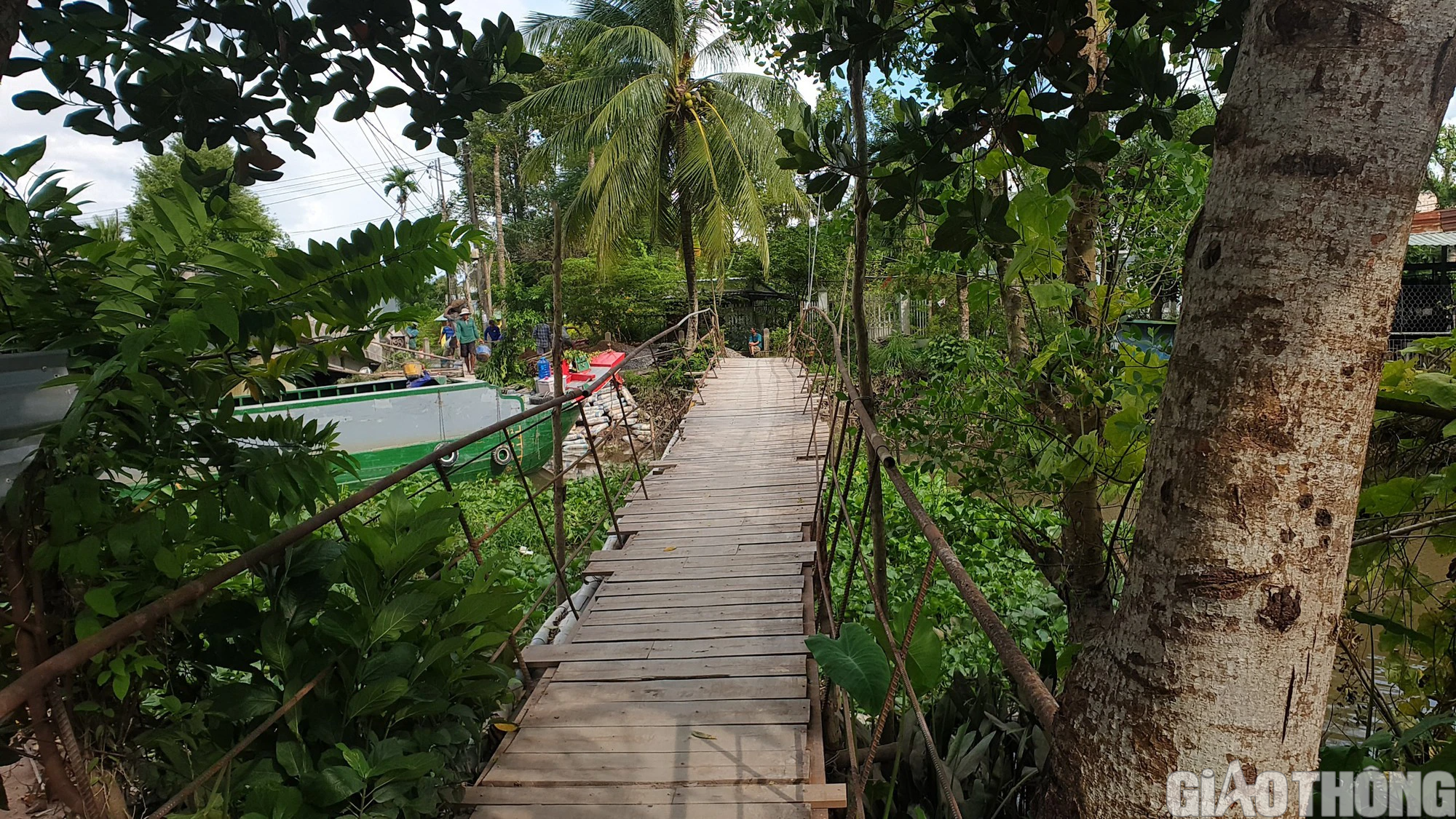 Hai th&aacute;ng nữa, người d&acirc;n Cần Thơ c&oacute; cầu Ng&atilde; B&aacute;t mới để đi sau hơn một năm chờ đợi - Ảnh 3.
