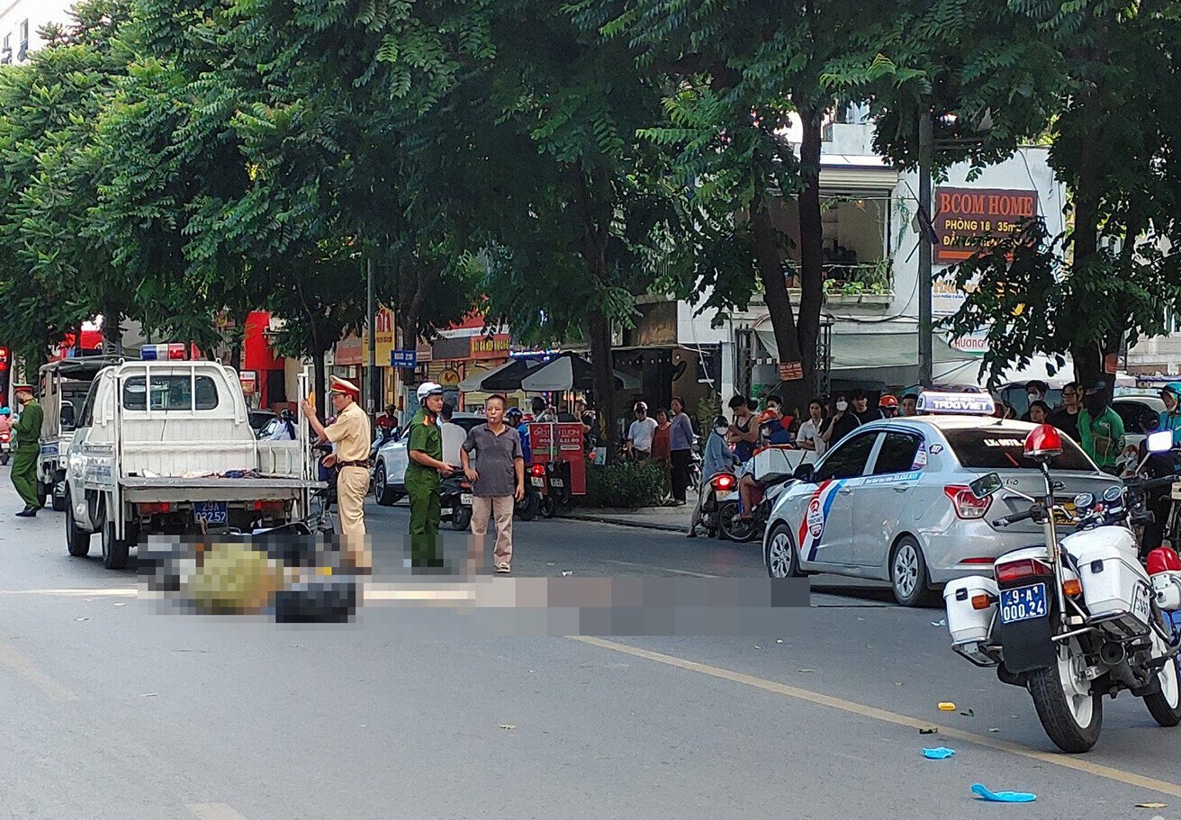 C&ocirc;ng an t&igrave;m nh&acirc;n chứng vụ tai nạn khiến 1 người tử vong ở phố L&ecirc; Trọng Tấn  - Ảnh 1.