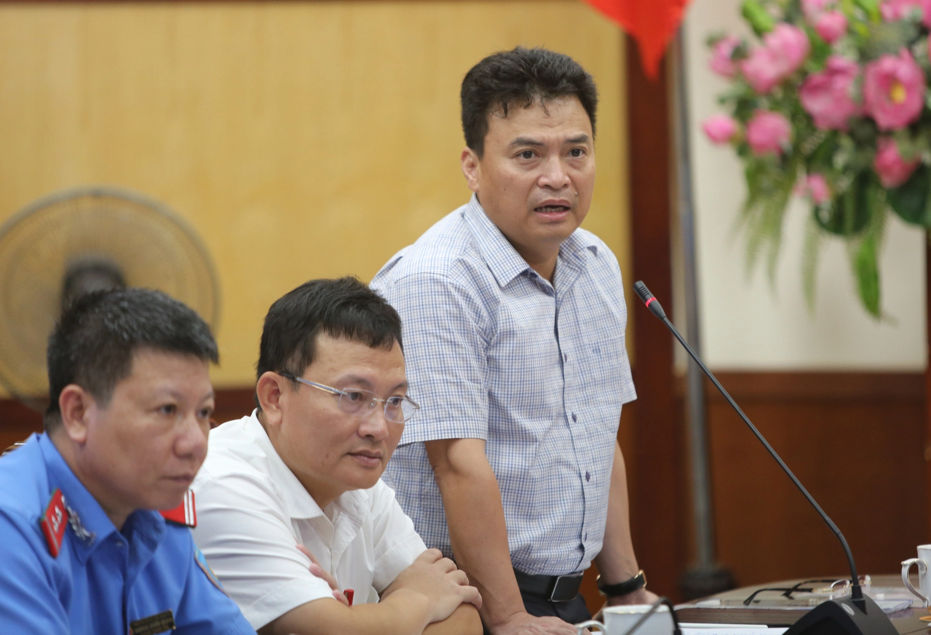 Xử l&yacute; tr&aacute;ch nhiệm người đứng đầu nếu để lấn chiếm h&agrave;nh lang đường bộ - Ảnh 2.