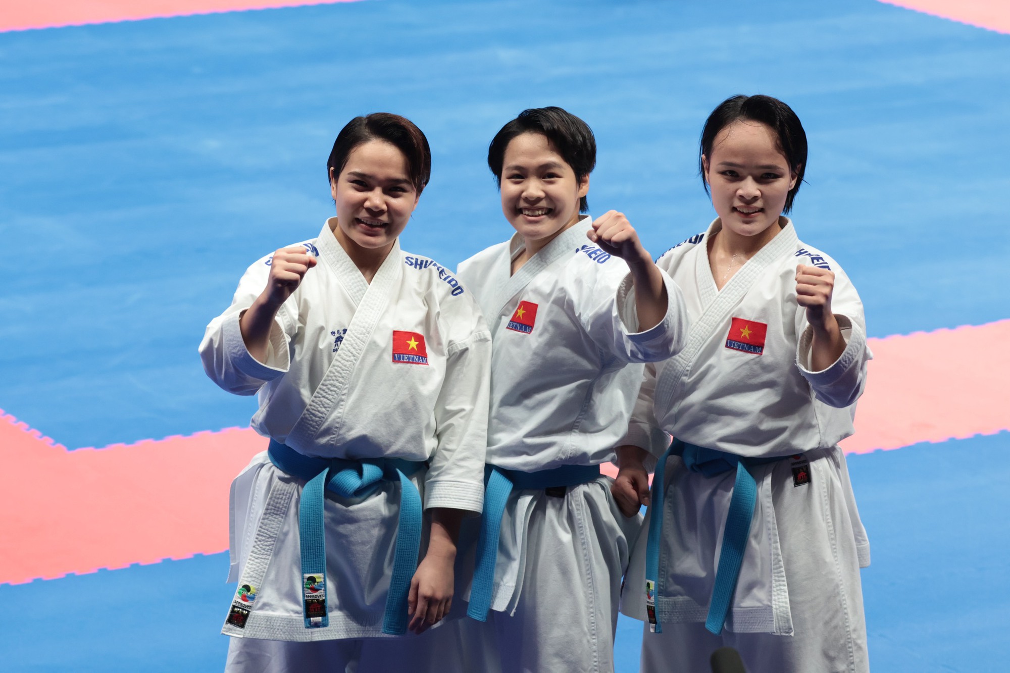 Karate gi&uacute;p Đo&agrave;n Thể thao Việt Nam c&oacute; HCV thứ 3 tạu ASIAD 19  - Ảnh 1.