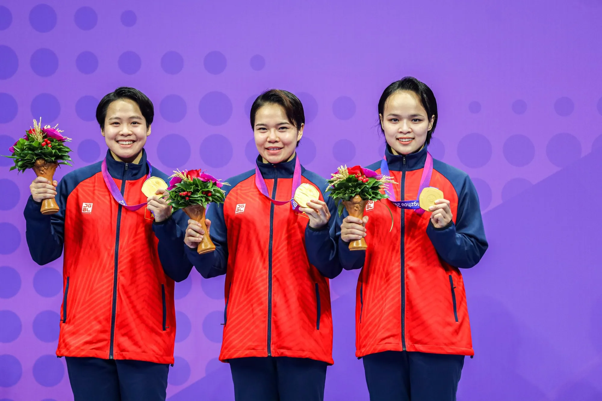 Bảng tổng sắp huy chương ASIAD 19 ng&agrave;y 7/10: Gi&agrave;nh HCV, Việt Nam vẫn rớt hạng  - Ảnh 1.