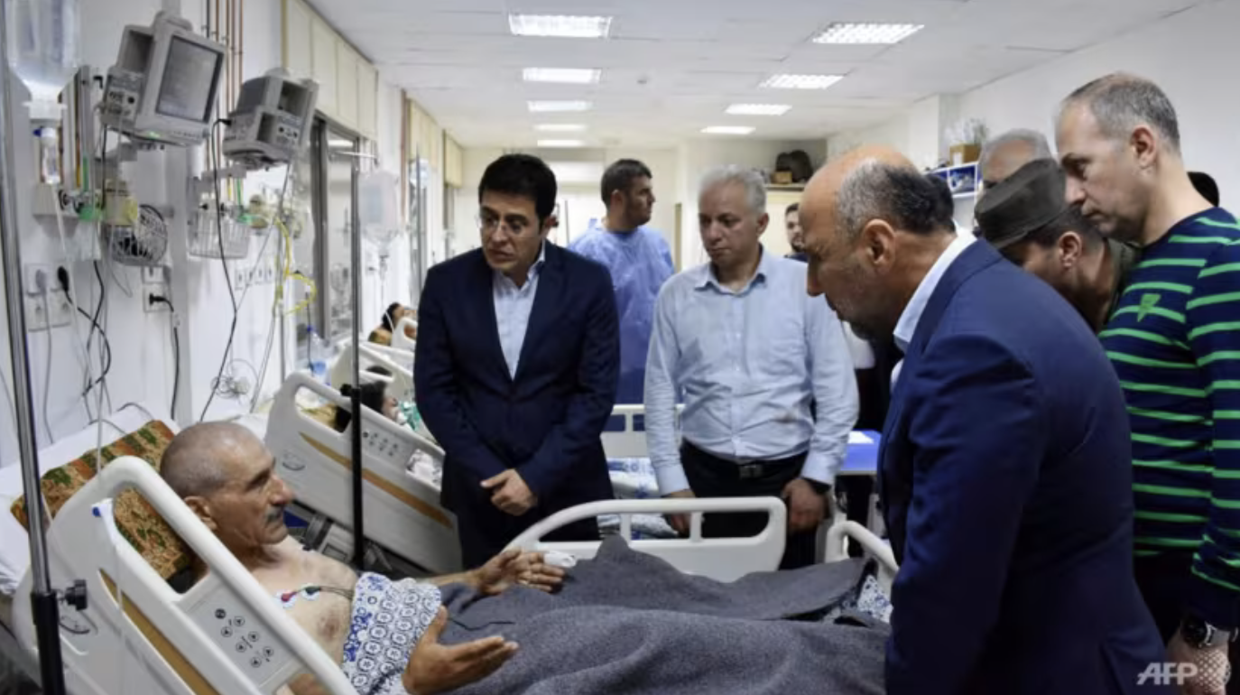 Tấn c&ocirc;ng kinh ho&agrave;ng v&agrave;o học viện qu&acirc;n sự ở Syria, 112 người thiệt mạng - Ảnh 1.