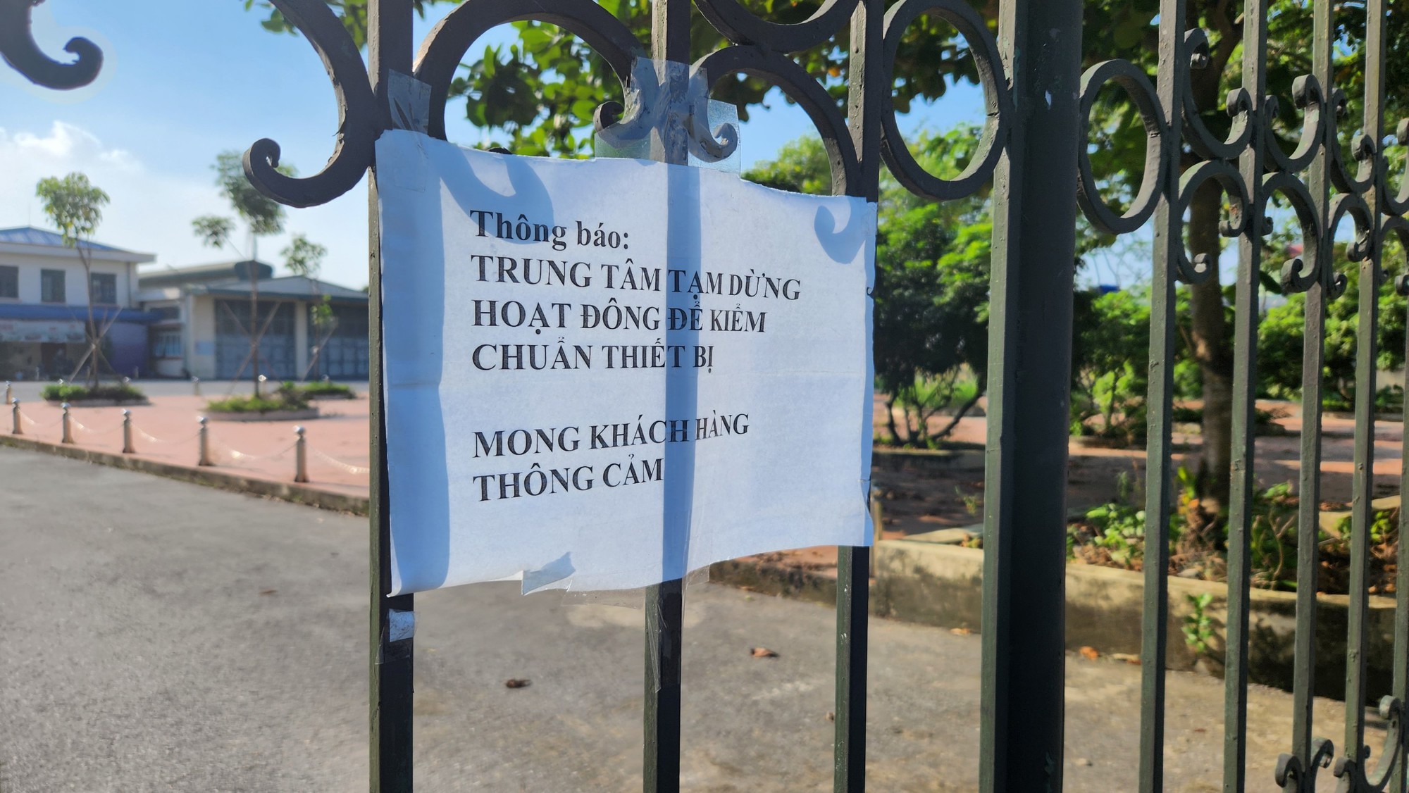 Hưng Y&ecirc;n: Nhiều trung t&acirc;m đăng kiểm đ&oacute;ng cửa v&agrave; mối lo kh&oacute; gỡ! - Ảnh 1.
