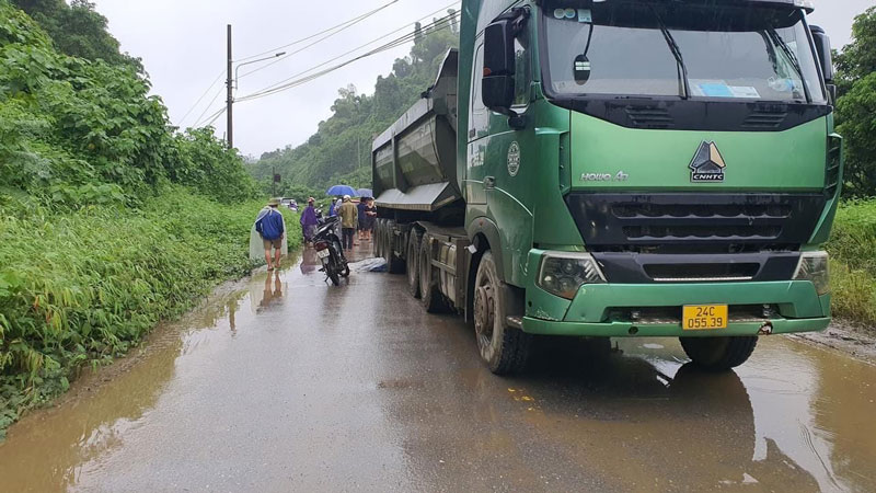 Tin tức tai nạn giao th&ocirc;ng mới nhất ng&agrave;y h&ocirc;m nay 8/10/2023 - Ảnh 1.