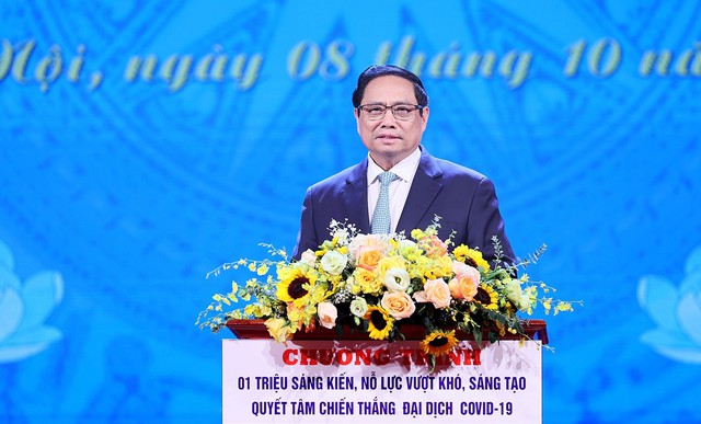Thủ tướng biểu dương hơn 2 triệu s&aacute;ng kiến l&agrave;m lợi h&agrave;ng chục ngh&igrave;n tỷ đồng - Ảnh 2.