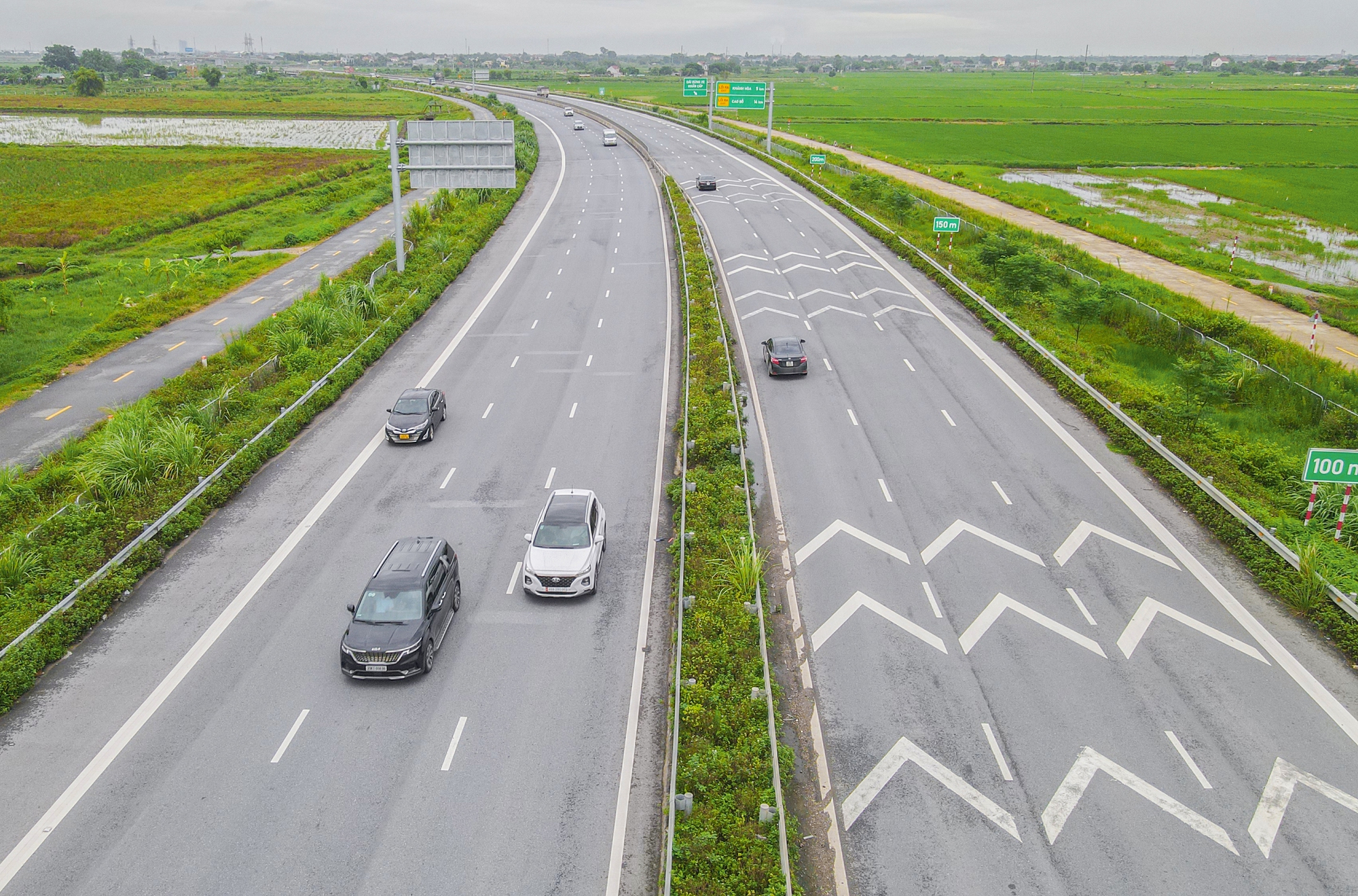 5 thập kỷ thay đổi hạ tầng giao th&ocirc;ng đất nước- Ảnh 3.