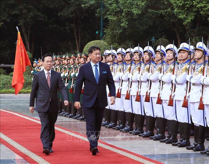 Chủ tịch nước chủ tr&igrave; lễ đ&oacute;n Tổng thống M&ocirc;ng Cổ thăm cấp Nh&agrave; nước tới Việt Nam - Ảnh 3.