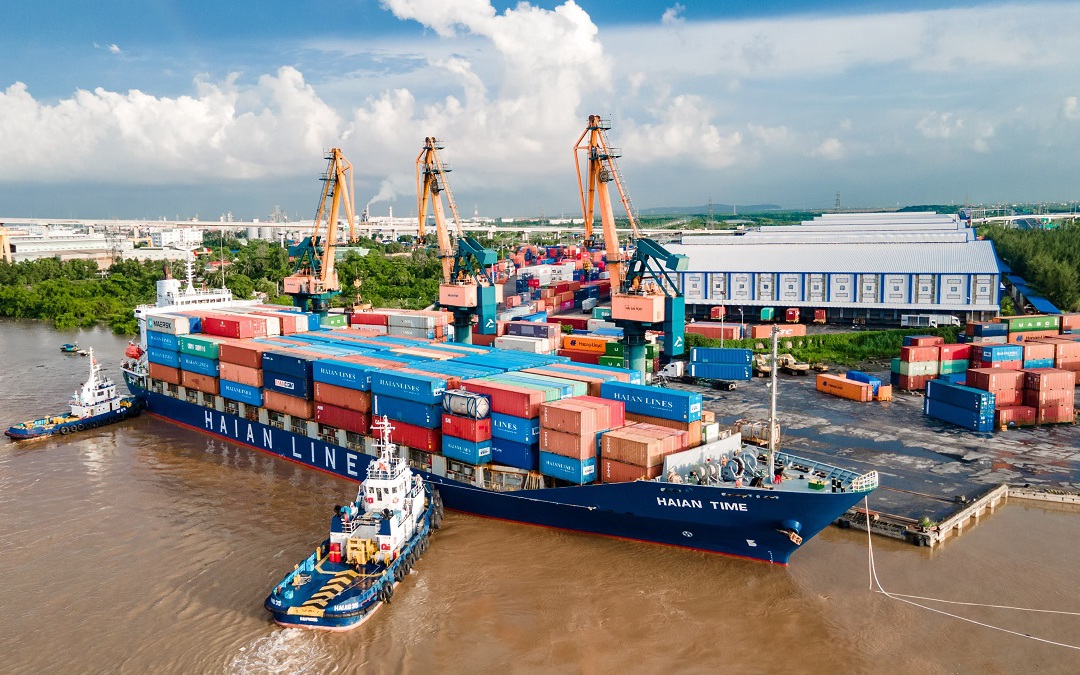 Loạt doanh nghiệp vận tải container b&aacute;o lỗ