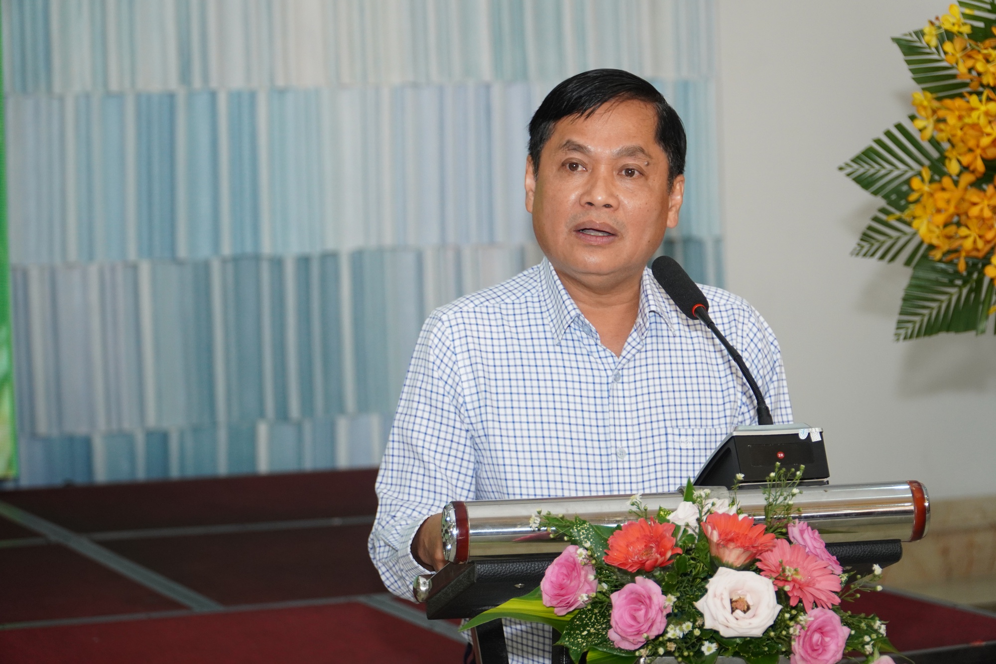 Ph&oacute; chủ tịch th&agrave;nh phố Cần Thơ được chấp thuận th&ocirc;i việc - Ảnh 1.