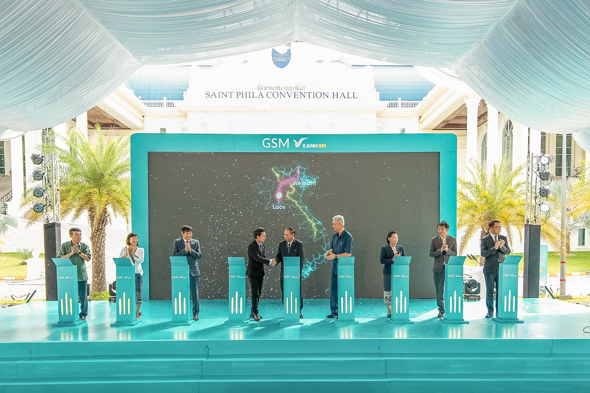 L&atilde;nh đạo L&agrave;o: Dịch vụ taxi Xanh SM ra mắt tại L&agrave;o rất đ&uacute;ng thời điểm - Ảnh 1.