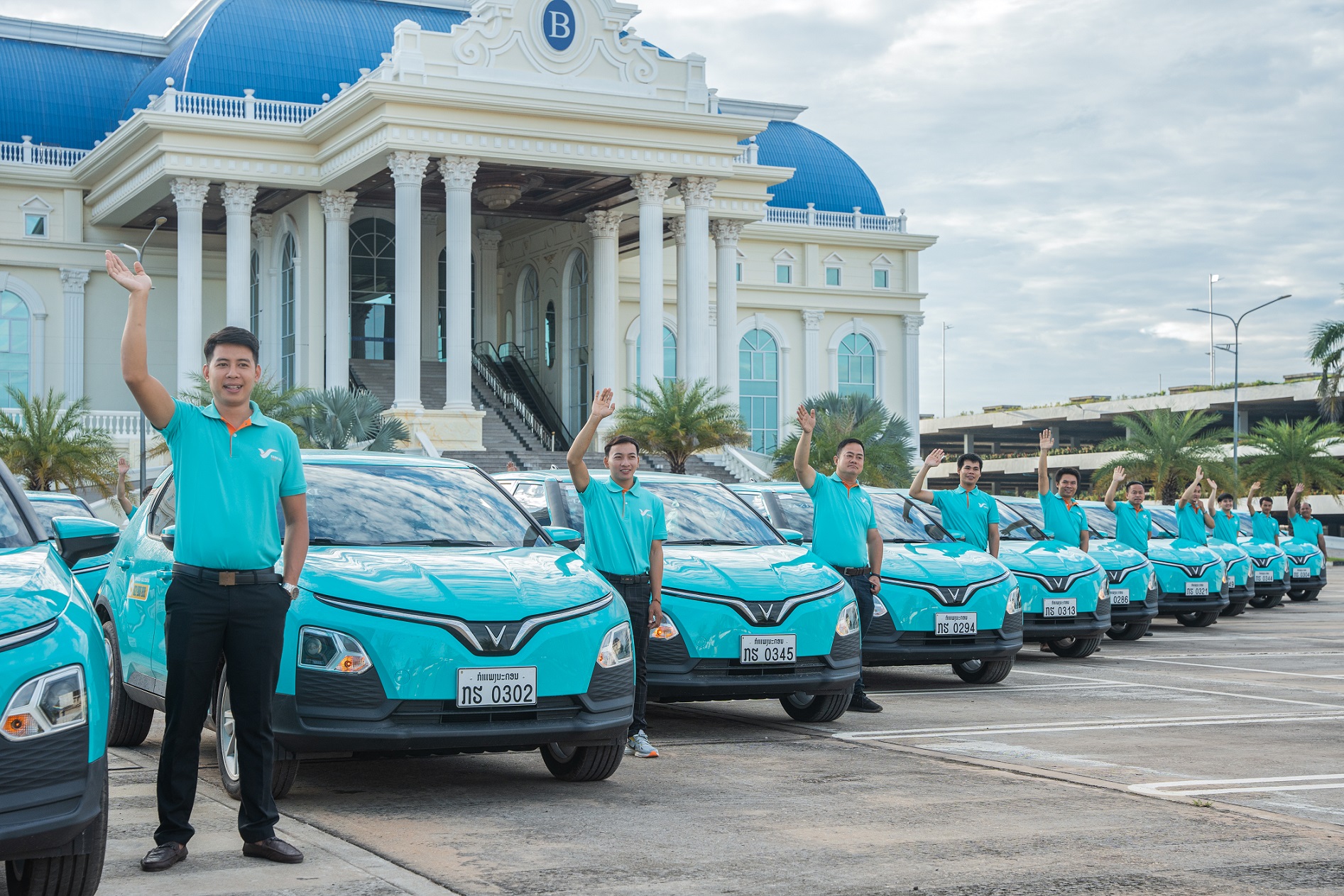 L&atilde;nh đạo L&agrave;o: Dịch vụ taxi Xanh SM ra mắt tại L&agrave;o rất đ&uacute;ng thời điểm - Ảnh 4.