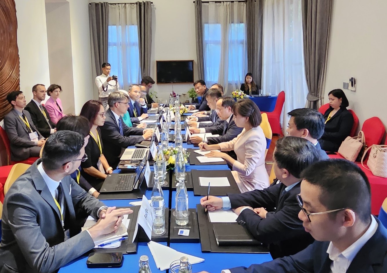 Hội nghị Bộ trưởng GTVT ASEAN: Th&uacute;c đẩy hợp t&aacute;c to&agrave;n diện, vận tải xuy&ecirc;n bi&ecirc;n giới - Ảnh 4.