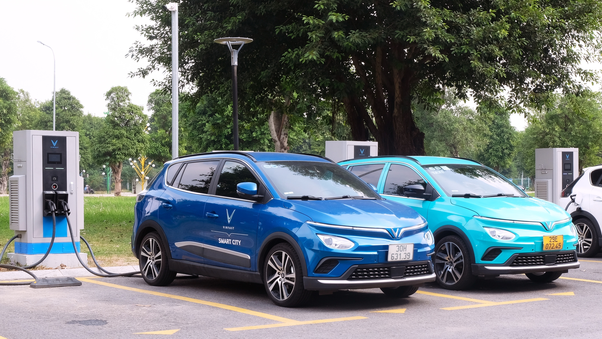 Kéo dài thời gian miễn lệ phí trước bạ ô tô điện đến hết năm 2030- Ảnh 1. Kéo dài thời gian miễn lệ phí trước bạ ô tô điện đến hết năm 2030- Ảnh 1.
