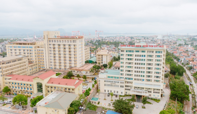 Điều tra nguy&ecirc;n nh&acirc;n một ph&oacute; gi&aacute;m đốc nh&agrave; m&aacute;y gạch treo cổ tự tử tại Bệnh viện B&atilde;i Ch&aacute;y - Ảnh 1.
