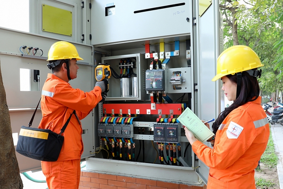 Giá điện tăng, cách nào dùng tiết kiệm? - Ảnh 1. Giá điện tăng, cách nào dùng tiết kiệm? - Ảnh 1.