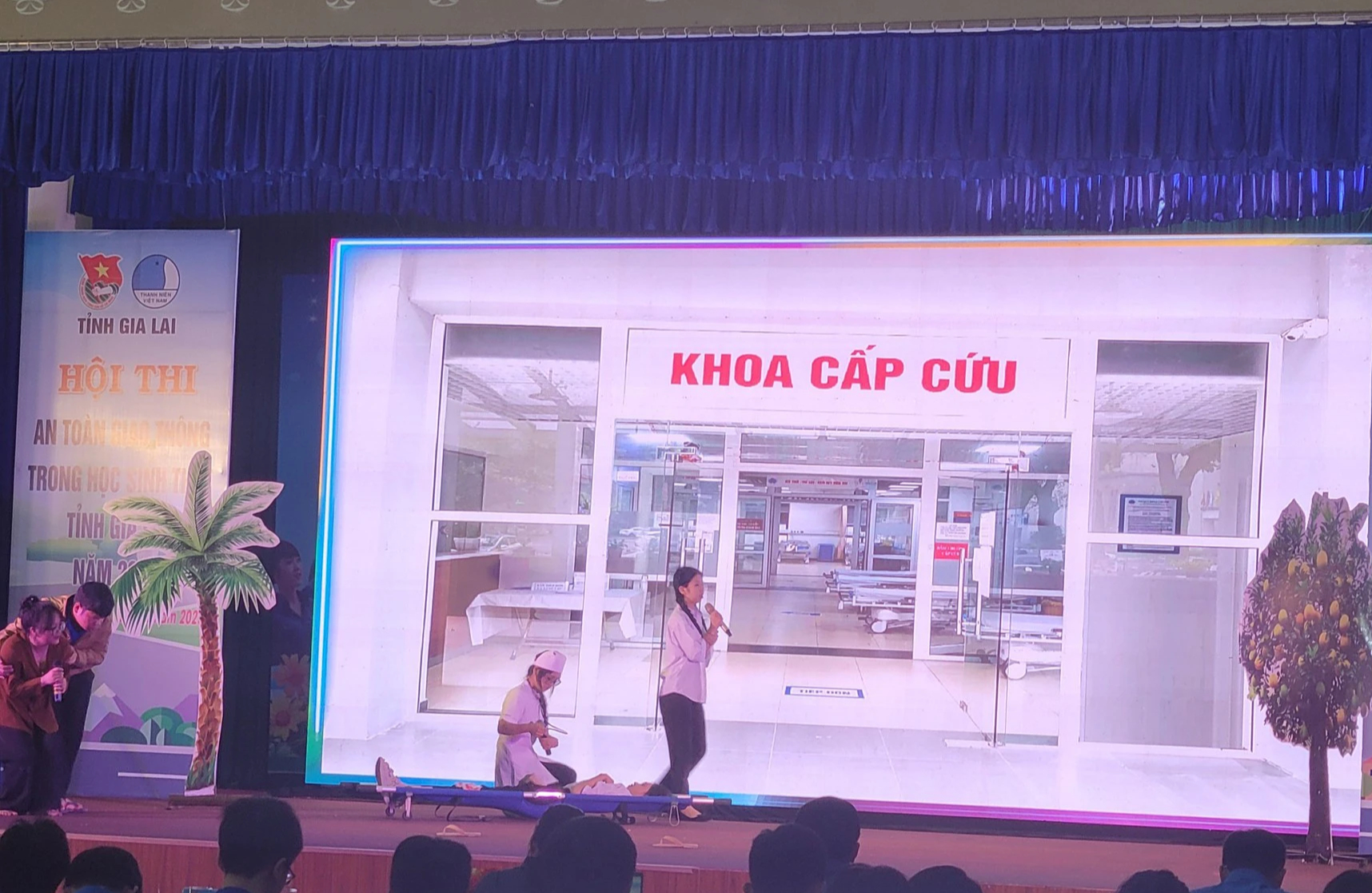 Gia Lai: Hội thi "Văn h&oacute;a giao th&ocirc;ng - an to&agrave;n đến trường - hướng tới tương lai" - Ảnh 1.