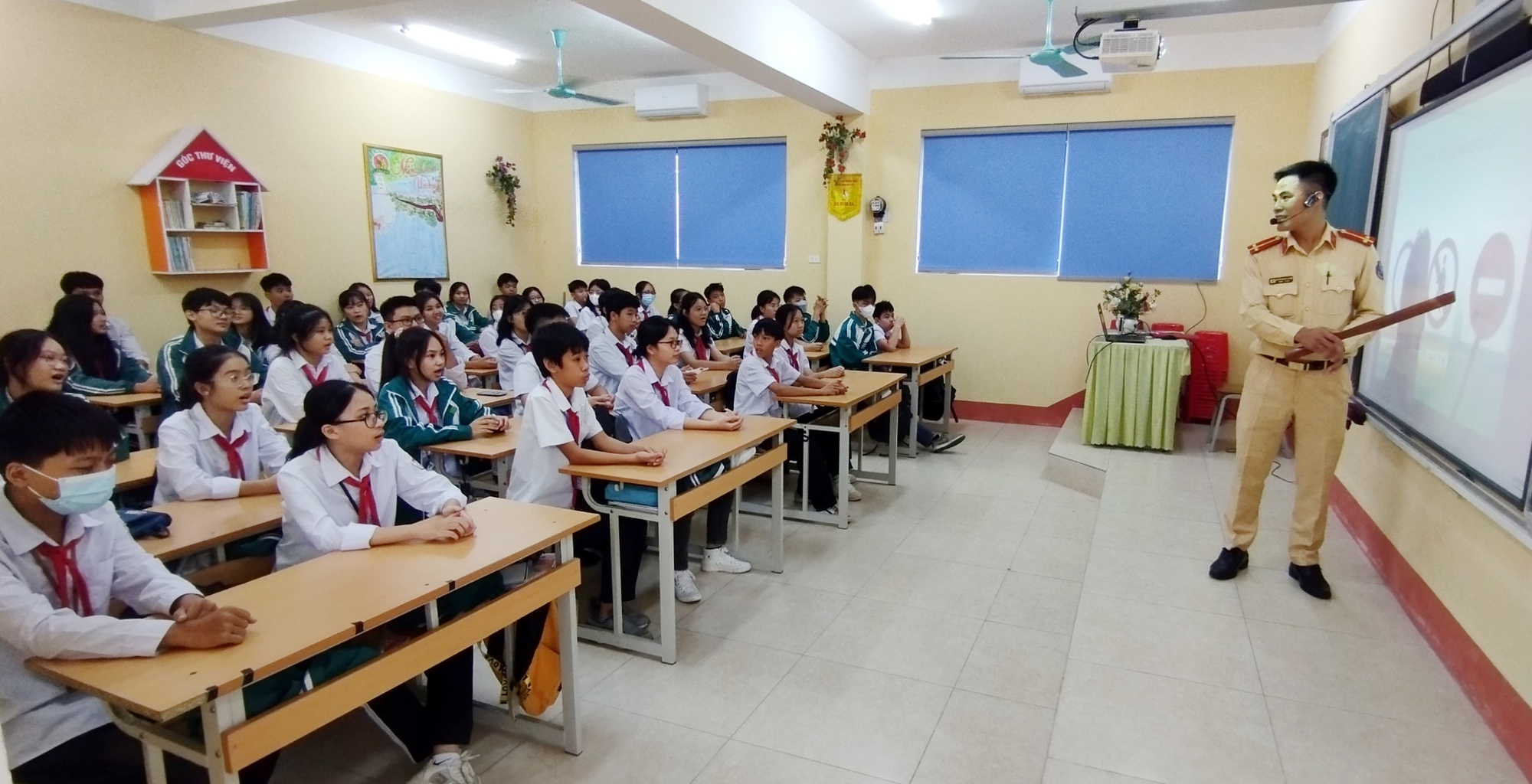 Cổng trường an to&agrave;n giao th&ocirc;ng m&ocirc; h&igrave;nh nhỏ, &yacute; nghĩa lớn ở Y&ecirc;n B&aacute;i   - Ảnh 3.