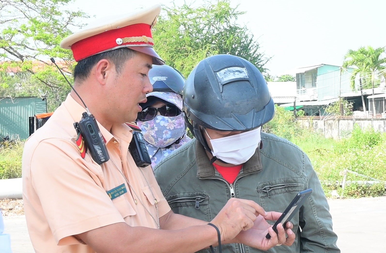 Tiền Giang: Vẫn c&ograve;n c&aacute;n bộ, đảng vi&ecirc;n vi phạm nồng độ cồn điều khiển phương tiện - Ảnh 1.