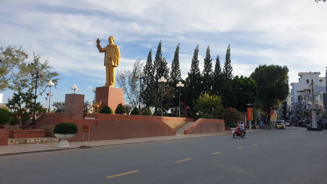 Cần Thơ: Gần15 tỷ đồng cải tạo hơn 300m bến Ninh Kiều - Ảnh 2.