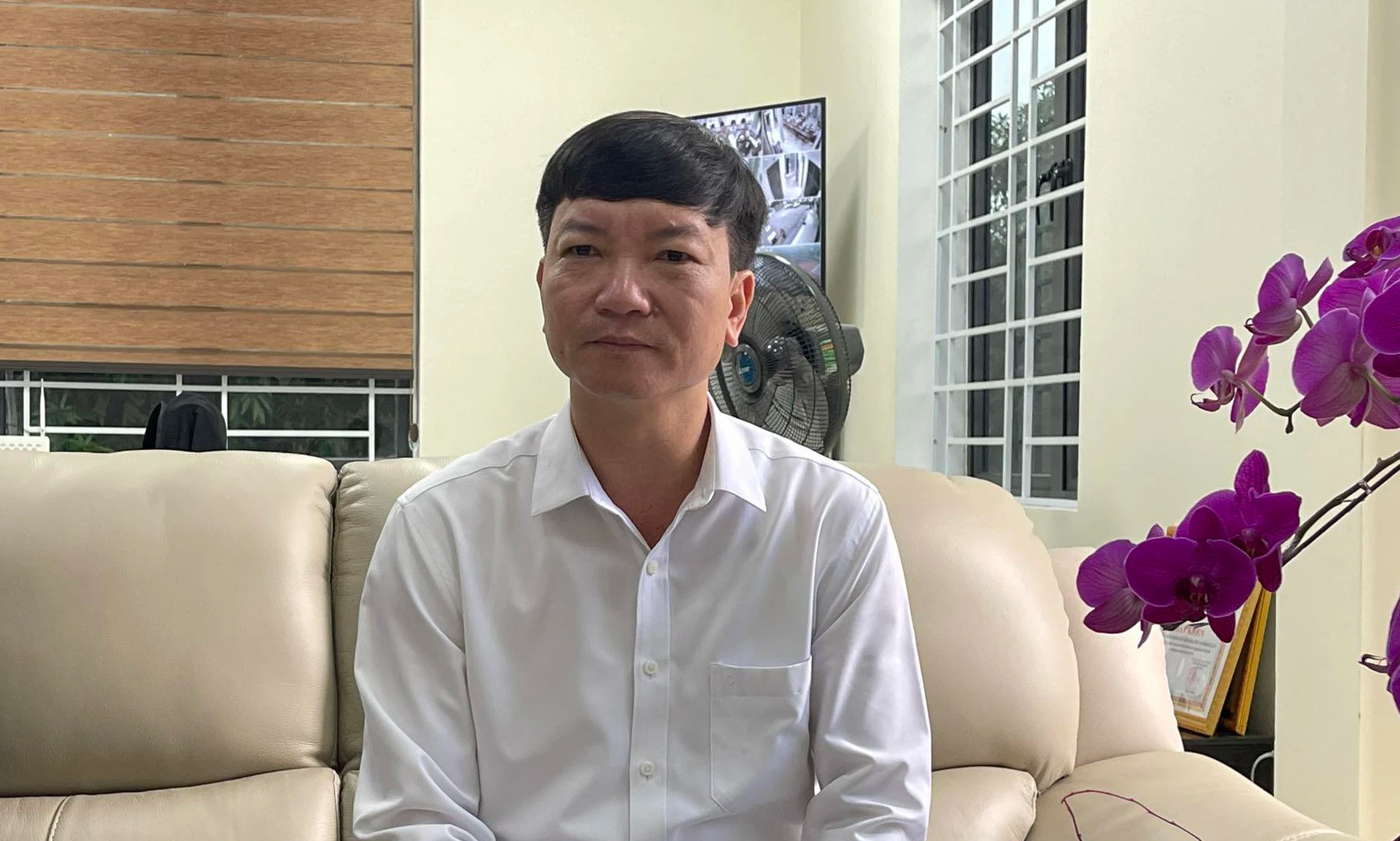 Vụ cướp ng&acirc;n h&agrave;ng ở Nghệ An: Lời kể của nữ nh&acirc;n vi&ecirc;n bị kề dao v&agrave;o cổ - Ảnh 4.