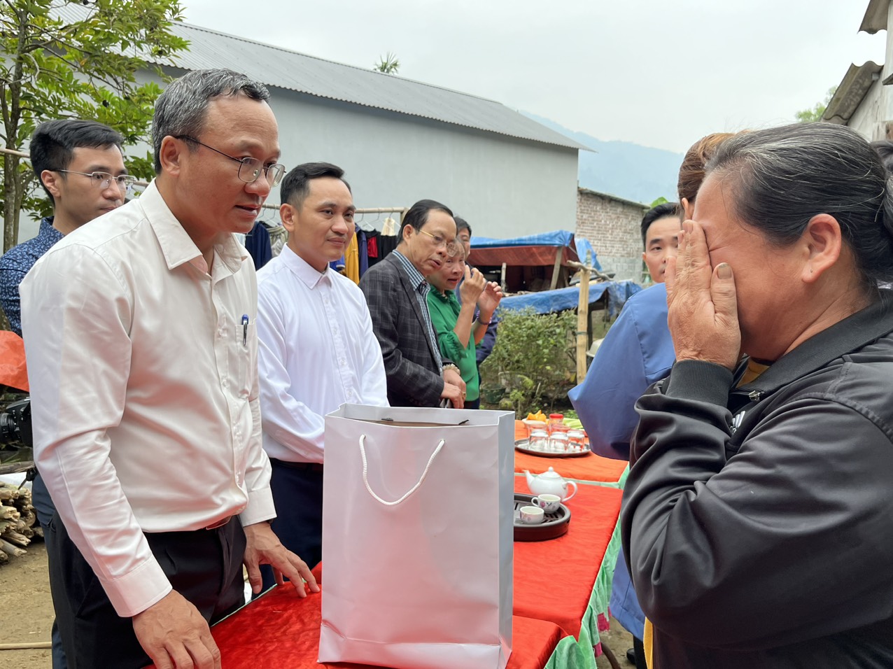Chia sẻ nỗi đau với gia đ&igrave;nh nạn nh&acirc;n tai nạn, b&agrave;i học cảnh tỉnh cho người đang sống - Ảnh 5.