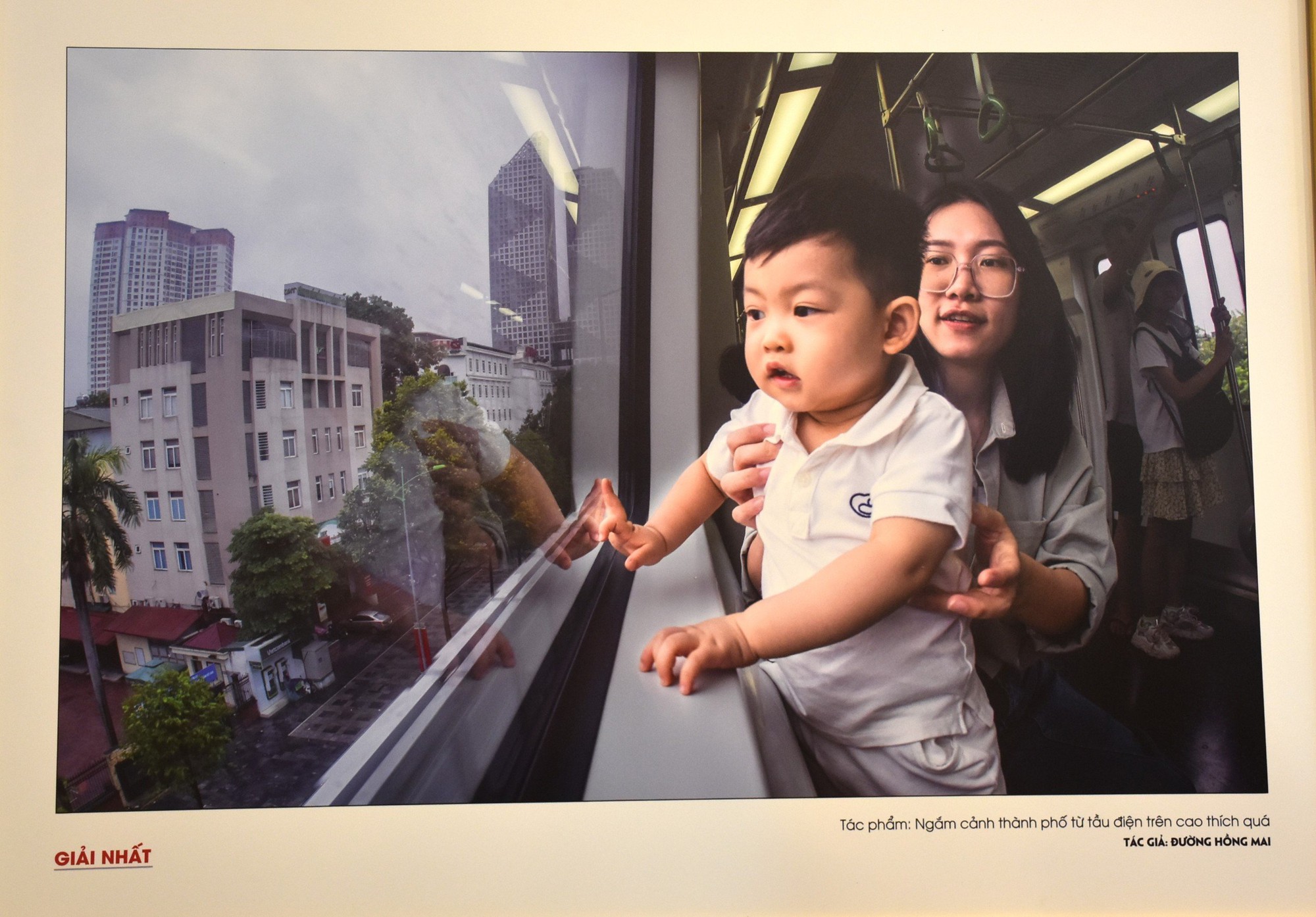 Trao giải cuộc thi tuy&ecirc;n truyền x&acirc;y dựng văn ho&aacute; giao th&ocirc;ng qua ảnh - Ảnh 2.