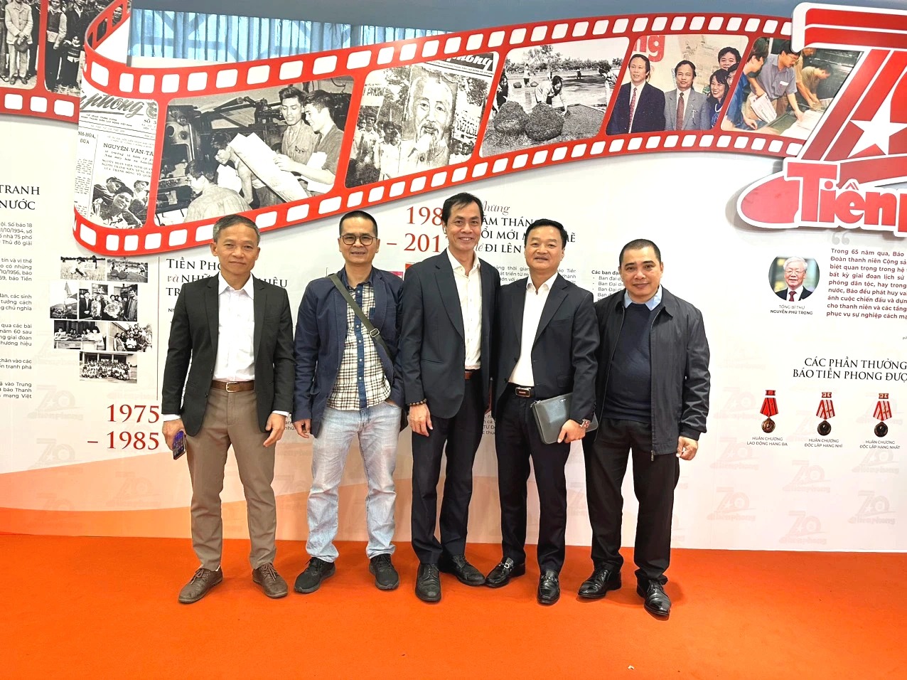 70 năm B&aacute;o Tiền Phong - Viết tiếp trang sử &ldquo;người ti&ecirc;n phong&rdquo; - Ảnh 4.