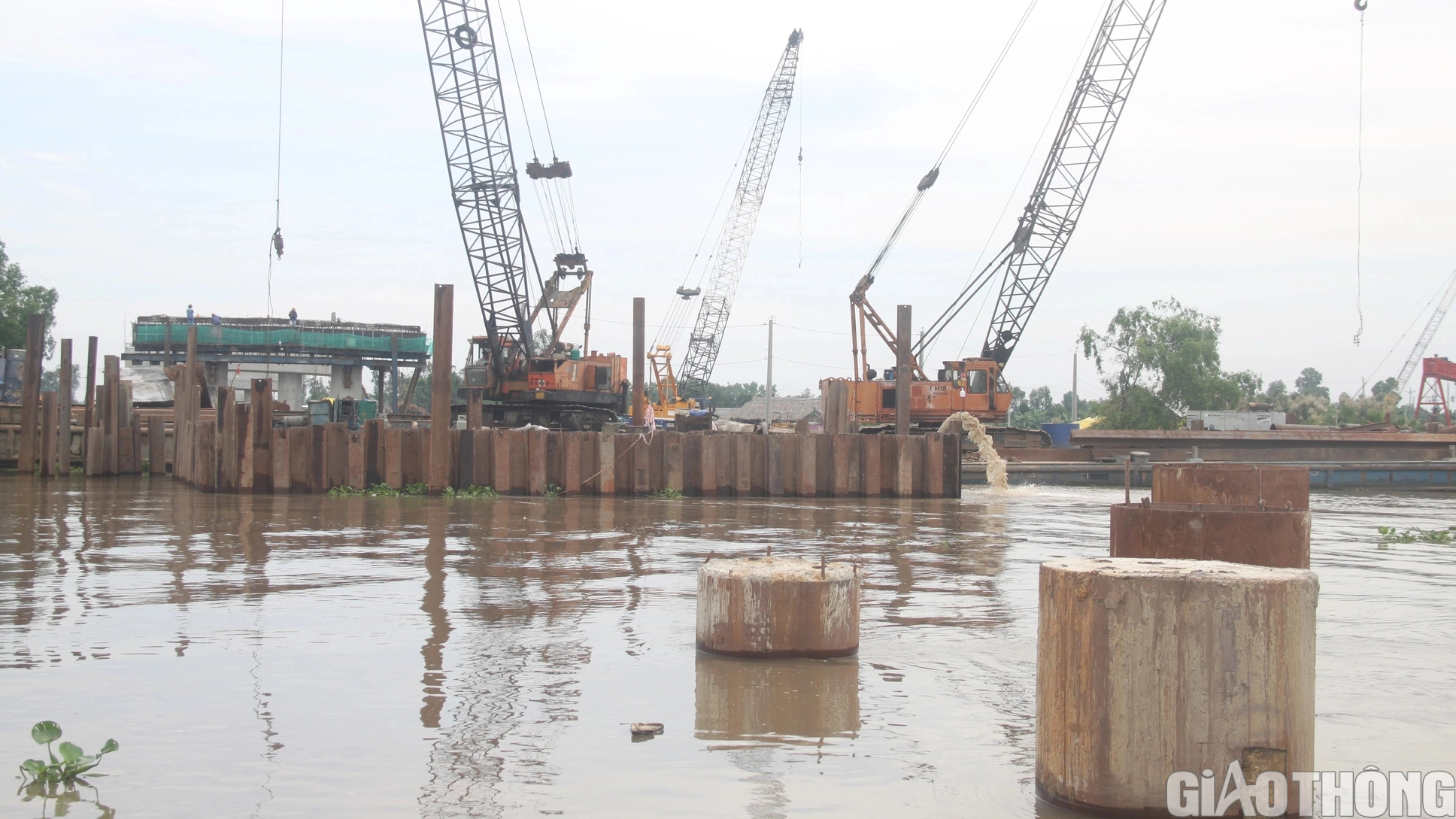 Cận cảnh thi c&ocirc;ng cao tốc Hậu Giang - C&agrave; Mau đoạn qua Bạc Li&ecirc;u - Ảnh 3.