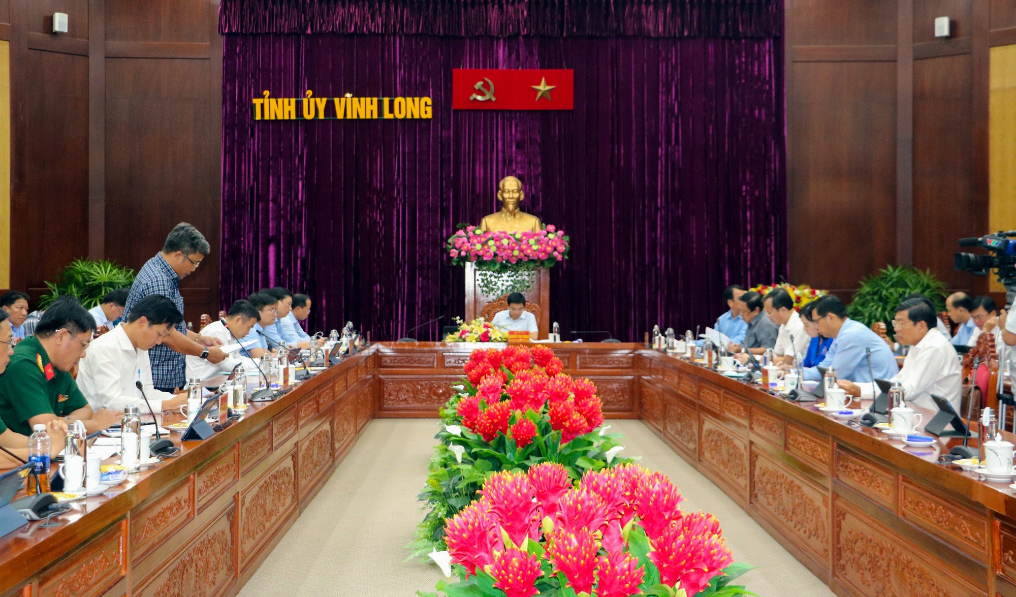 Bộ trưởng Bộ GTVT: Thủ tục cấp ph&eacute;p mỏ c&aacute;t cho dự &aacute;n cao tốc phải xong trong năm 2023 - Ảnh 2.