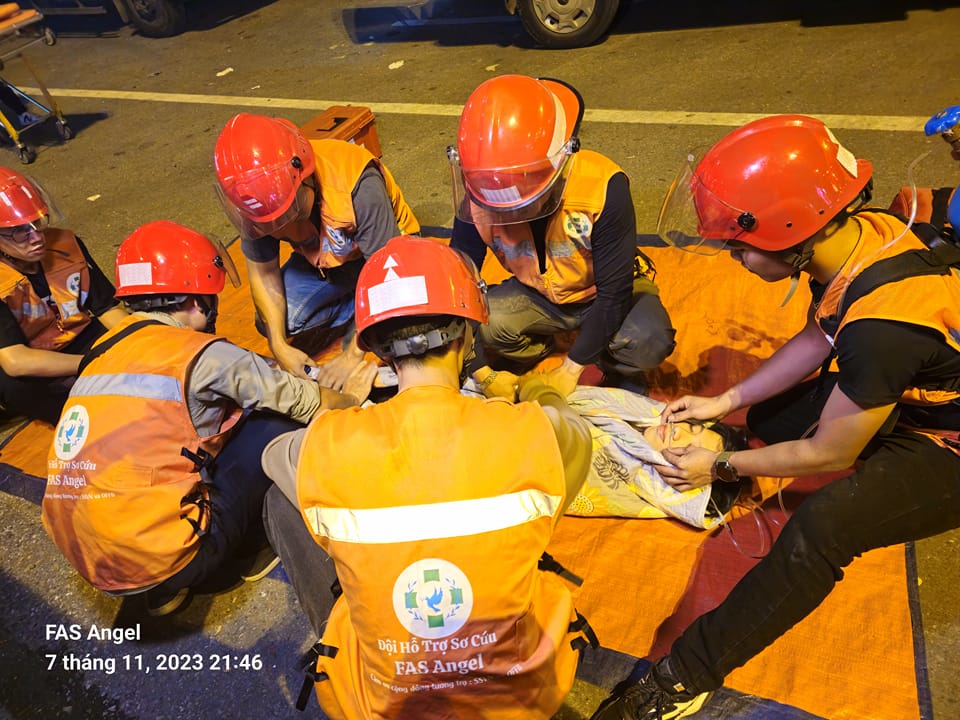 Cấp cứu trước viện giảm nguy cơ tử vong cho nạn nh&acirc;n TNGT - Ảnh 1.