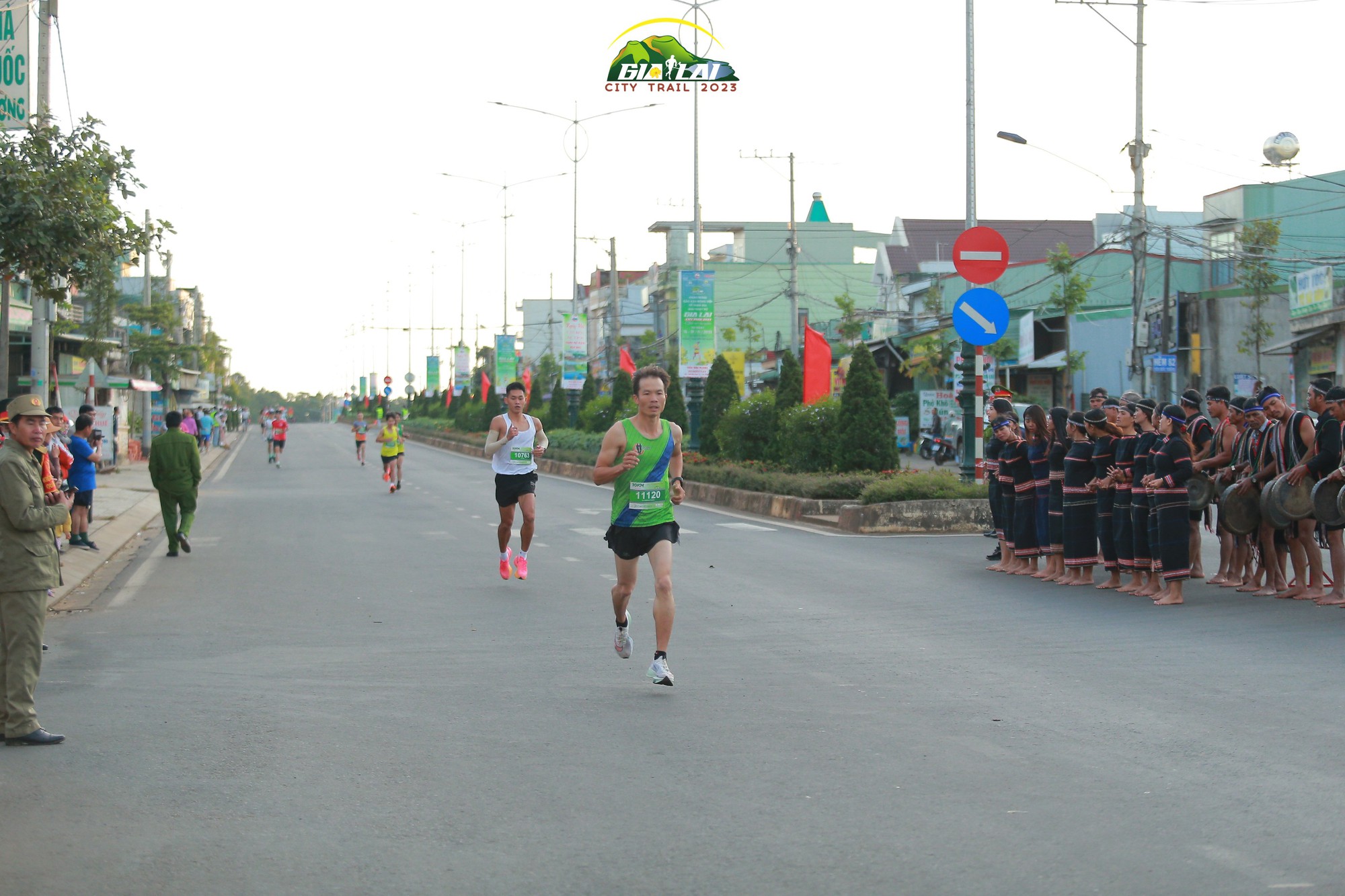 Hơn 4.000 runer tham gia giải chạy "Giấc mơ đại ng&agrave;n&rdquo; - Ảnh 6.