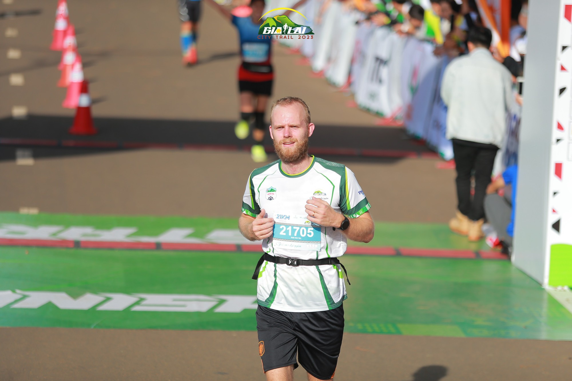 Hơn 4.000 runer tham gia giải chạy "Giấc mơ đại ng&agrave;n&rdquo; - Ảnh 5.