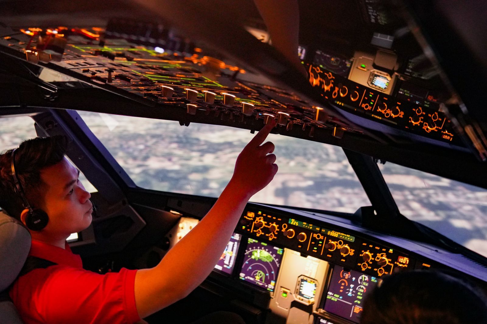 Khám phá một học viện hàng không chuẩn Châu Âu của Vietjet - Ảnh 4. Khám phá một học viện hàng không chuẩn Châu Âu của Vietjet - Ảnh 4.