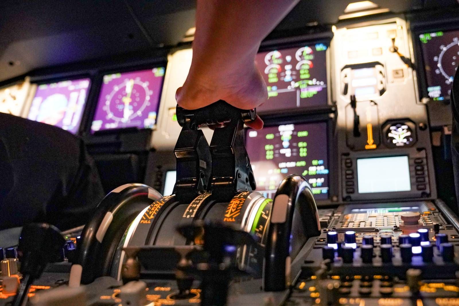 Khám phá một học viện hàng không chuẩn Châu Âu của Vietjet - Ảnh 5. Khám phá một học viện hàng không chuẩn Châu Âu của Vietjet - Ảnh 5.