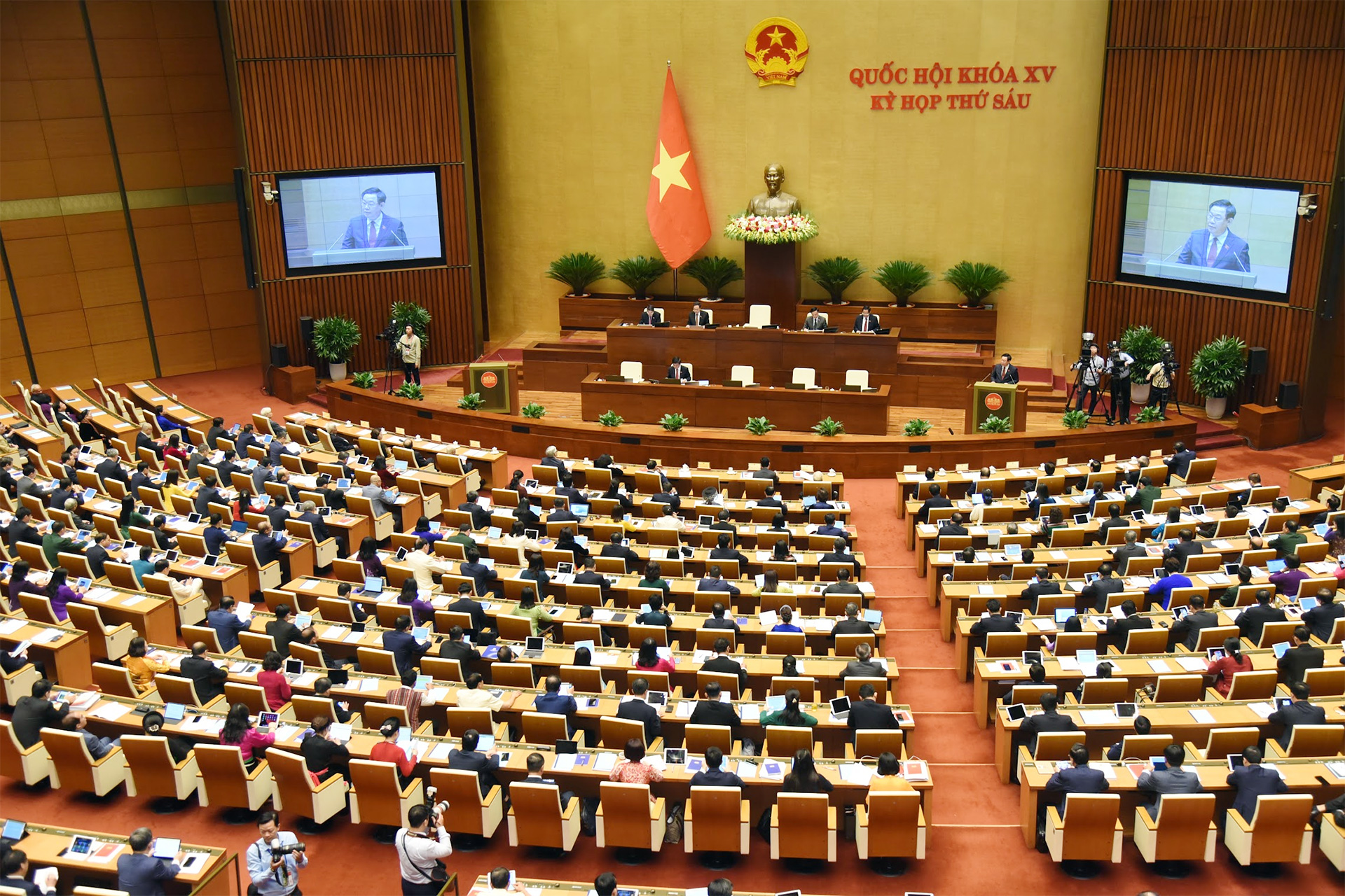 H&ocirc;m nay, Quốc hội tiến h&agrave;nh chương tr&igrave;nh đợt 2 của kỳ họp thứ 6 - Ảnh 1.