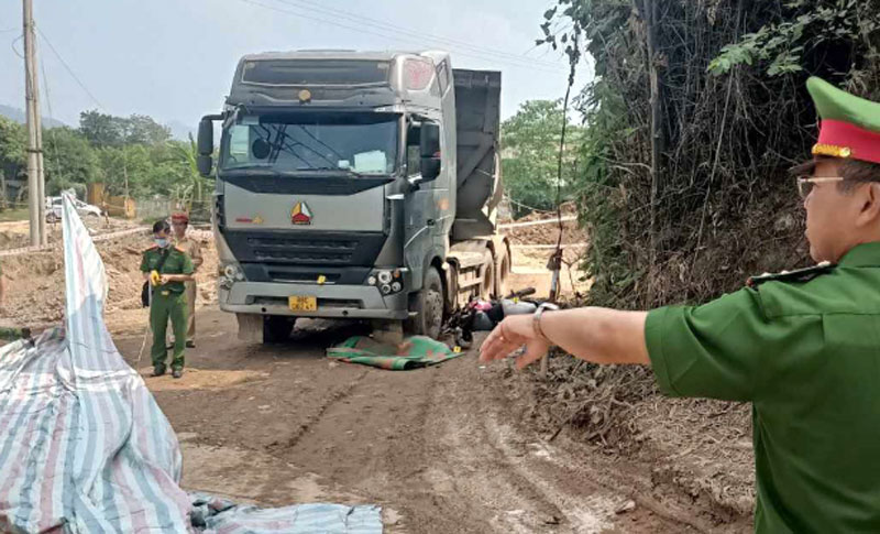 Tin tức tai nạn giao th&ocirc;ng mới nhất ng&agrave;y h&ocirc;m nay 3/11/2023 - Ảnh 2.