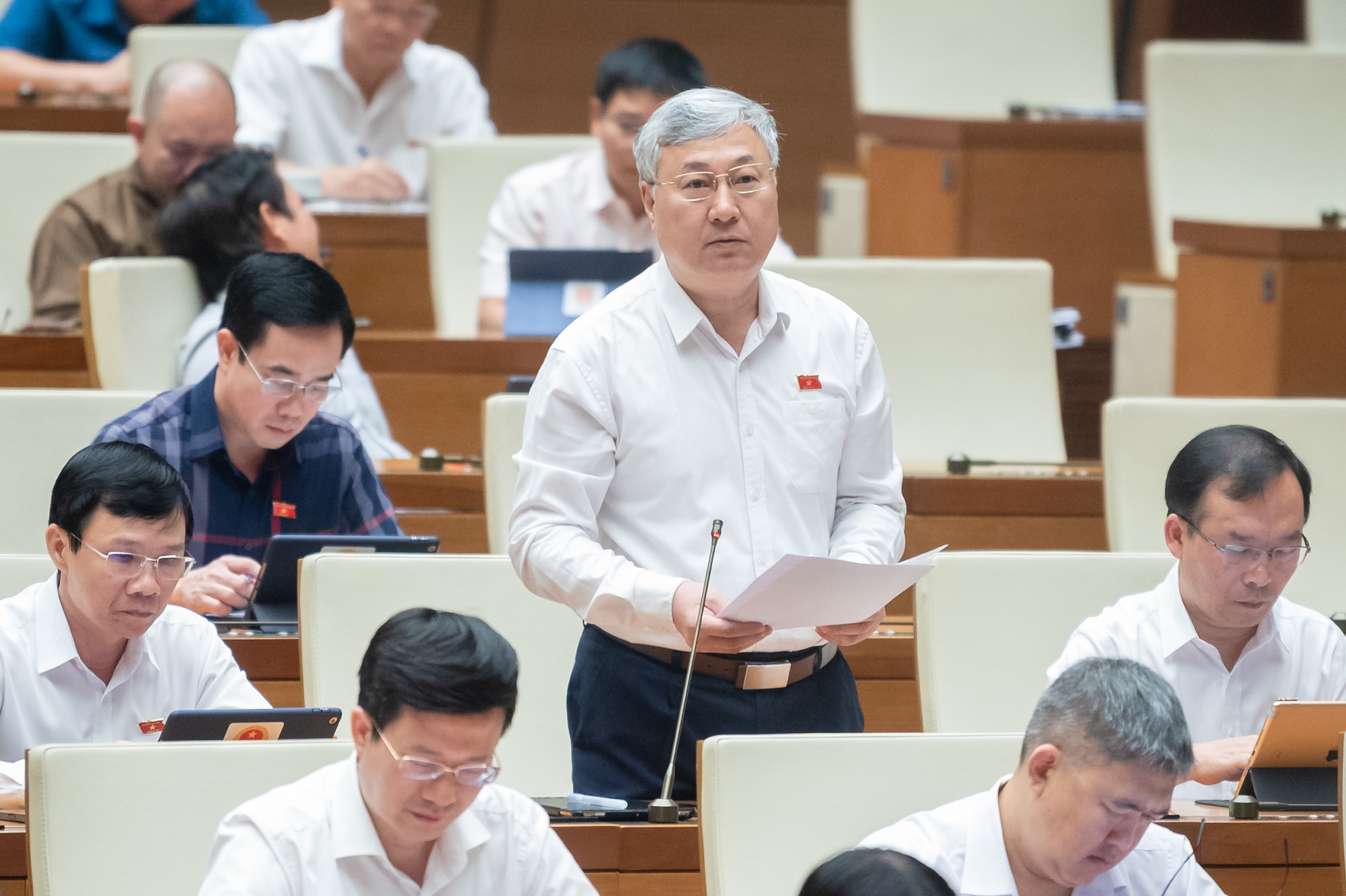 Đại biểu Quốc hội đề nghị "bắt bệnh chuẩn, k&ecirc; đơn đ&uacute;ng" cho nền kinh tế - Ảnh 1.