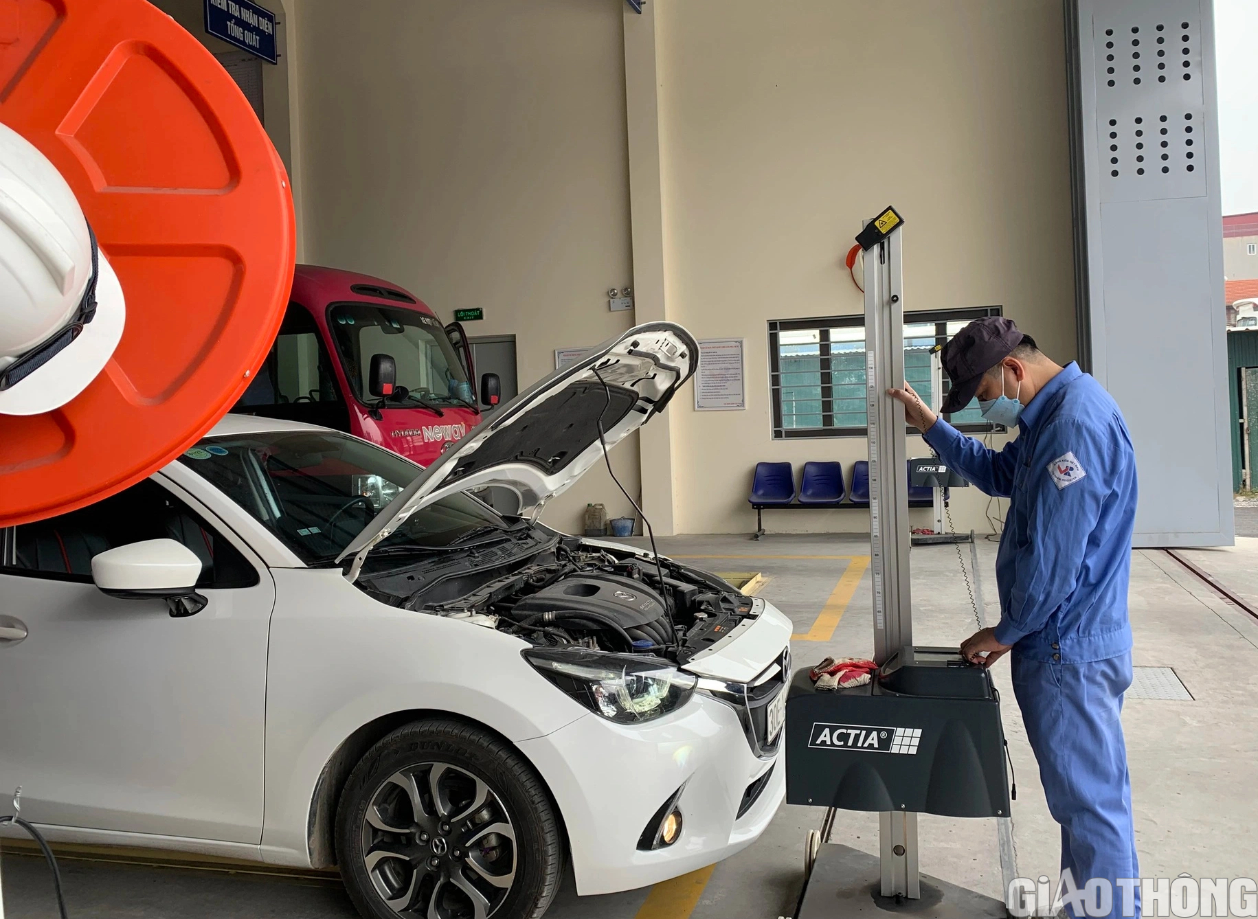 Ngăn xe vi phạm an to&agrave;n kỹ thuật lưu h&agrave;nh nhờ cơ sở dữ liệu phương tiện - Ảnh 1.
