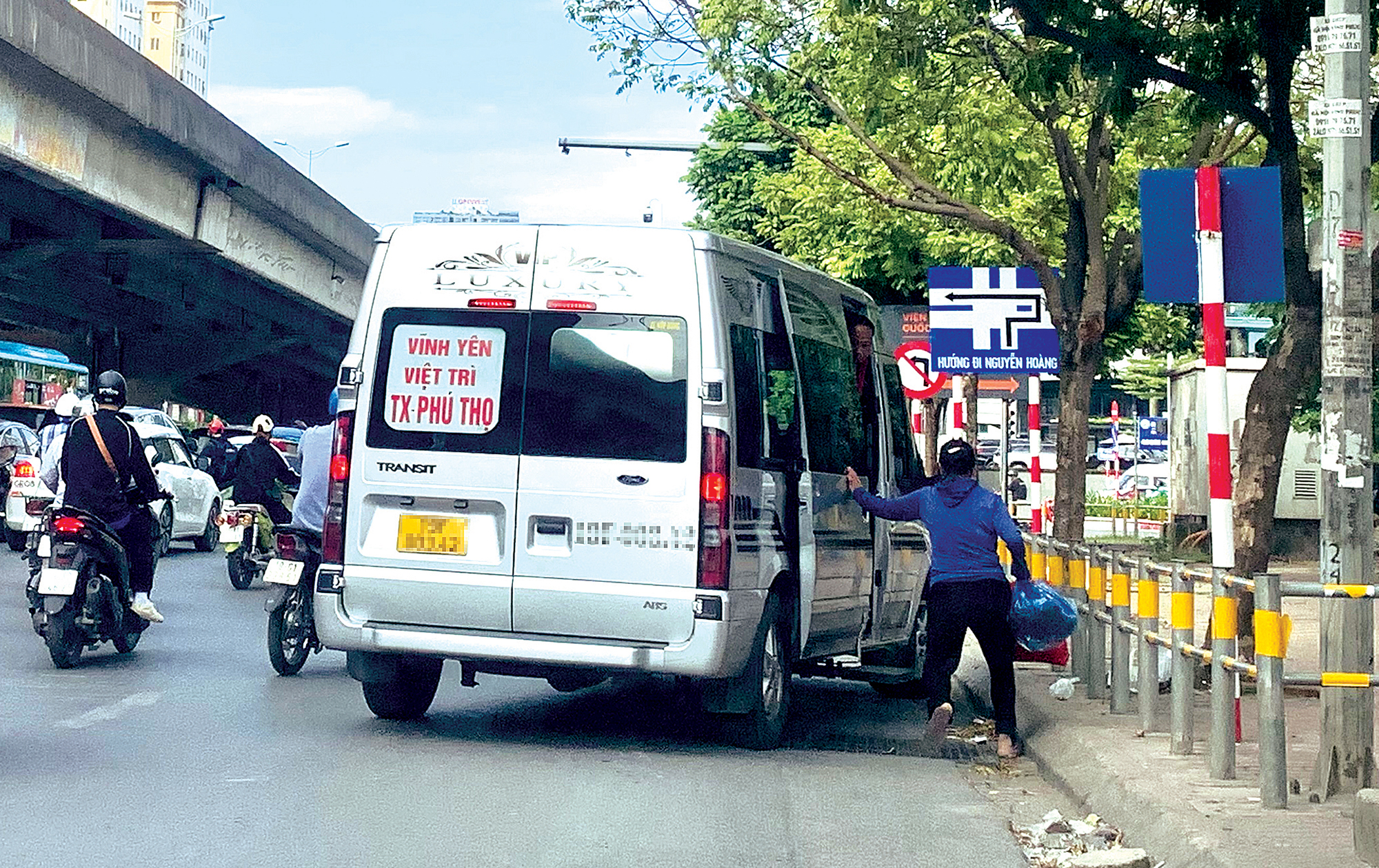 Xe tr&aacute; h&igrave;nh trốn thuế h&agrave;ng ng&agrave;n tỷ - Ảnh 4.
