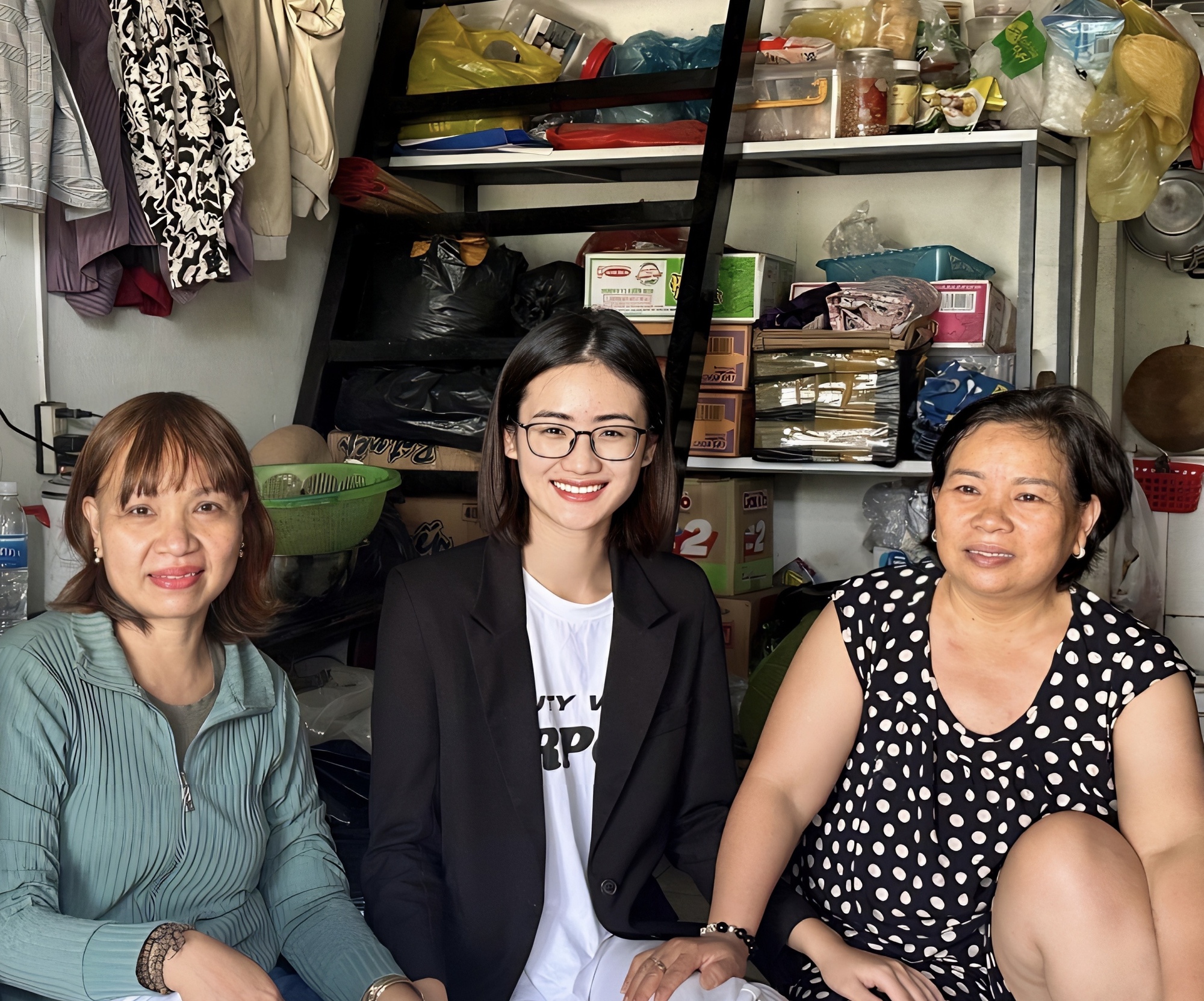 thăm Mái ấm của các cô điều trị ung thư trong dự án Nữ chiến binh hồng (1) thăm Mái ấm của các cô điều trị ung thư trong dự án Nữ chiến binh hồng (1)