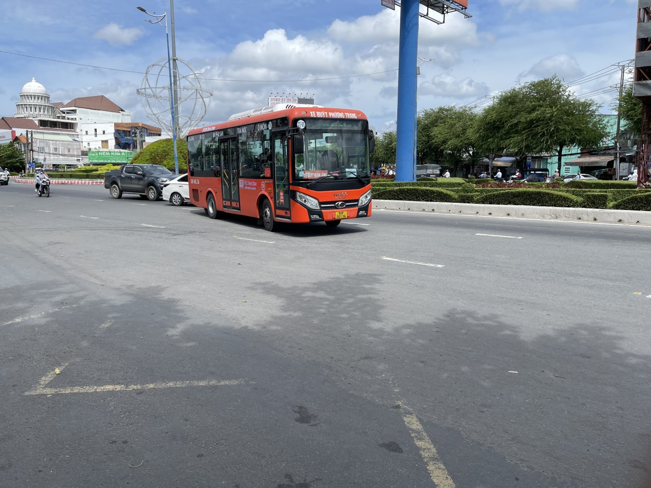 Cần Thơ: Xe bu&yacute;t ng&agrave;y c&agrave;ng được người d&acirc;n ưa chuộng - Ảnh 2.