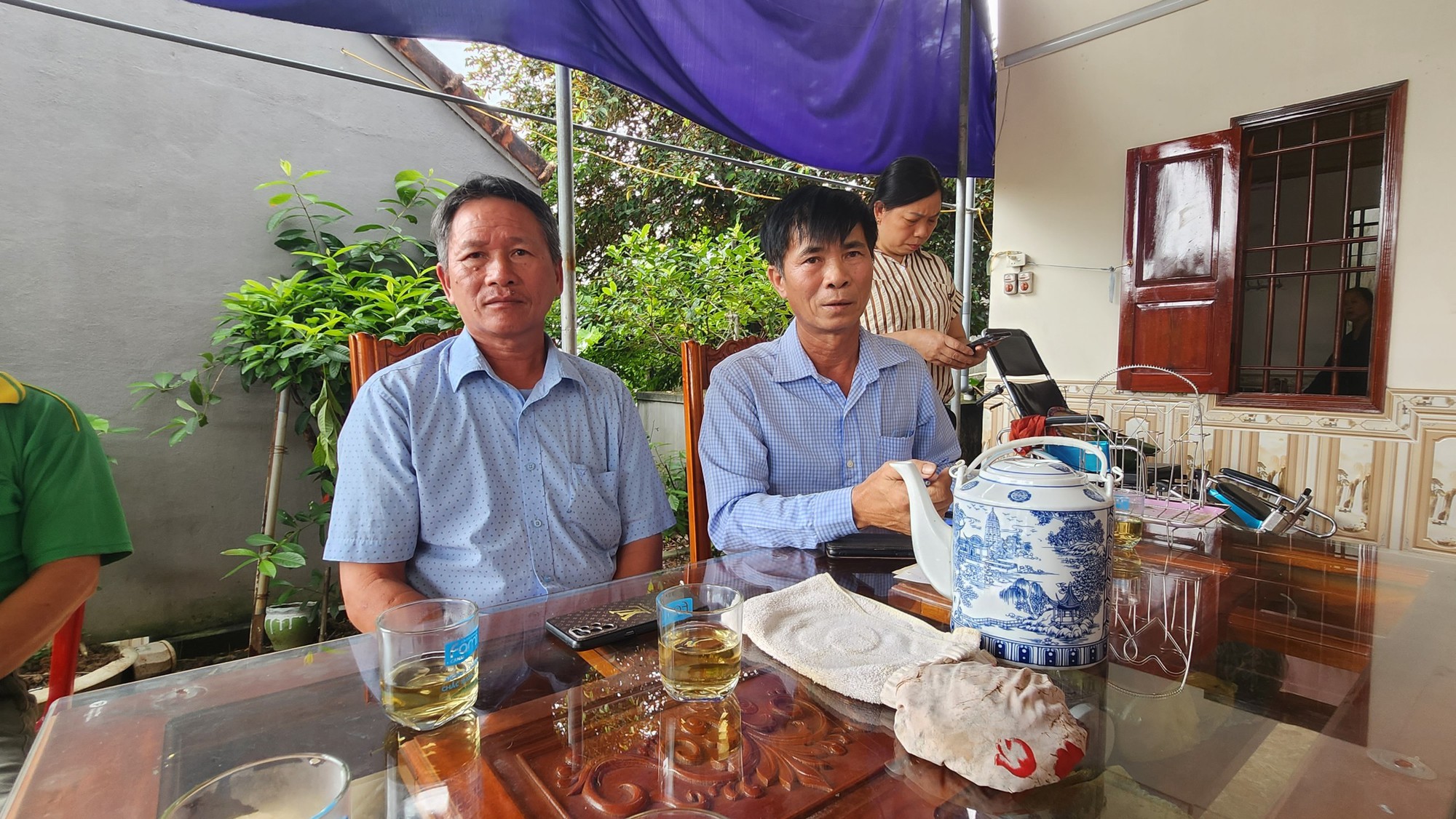 Bữa rượu ho&agrave;n c&ocirc;ng v&agrave; lời cầu cứu của gia đ&igrave;nh người thợ x&acirc;y phải sống đời thực vật - Ảnh 2.