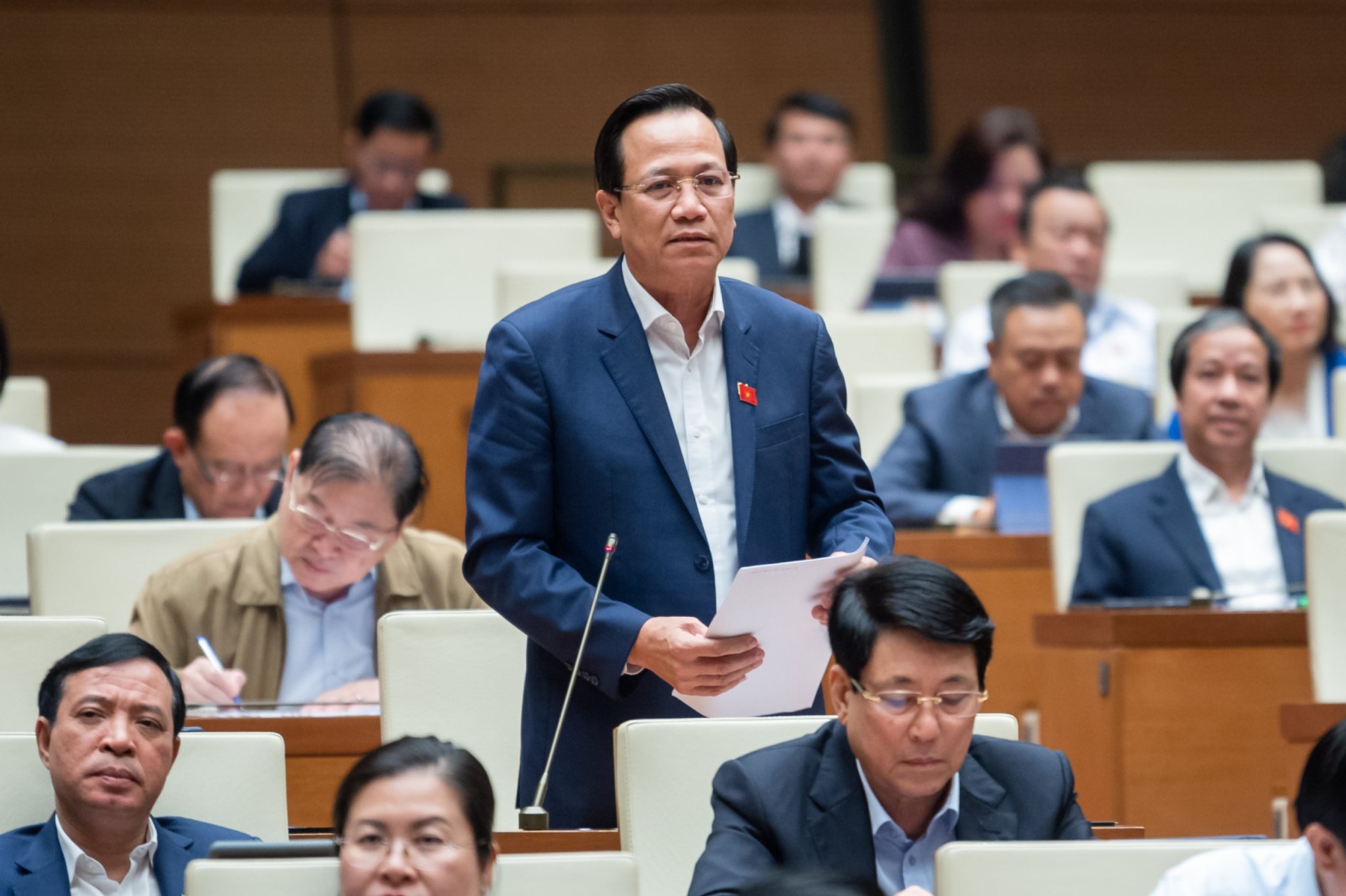 Bộ trưởng Đ&agrave;o Ngọc Dung: Đ&atilde; thực hiện lời hứa giảm tuổi hưởng trợ cấp hưu tr&iacute; - Ảnh 1.