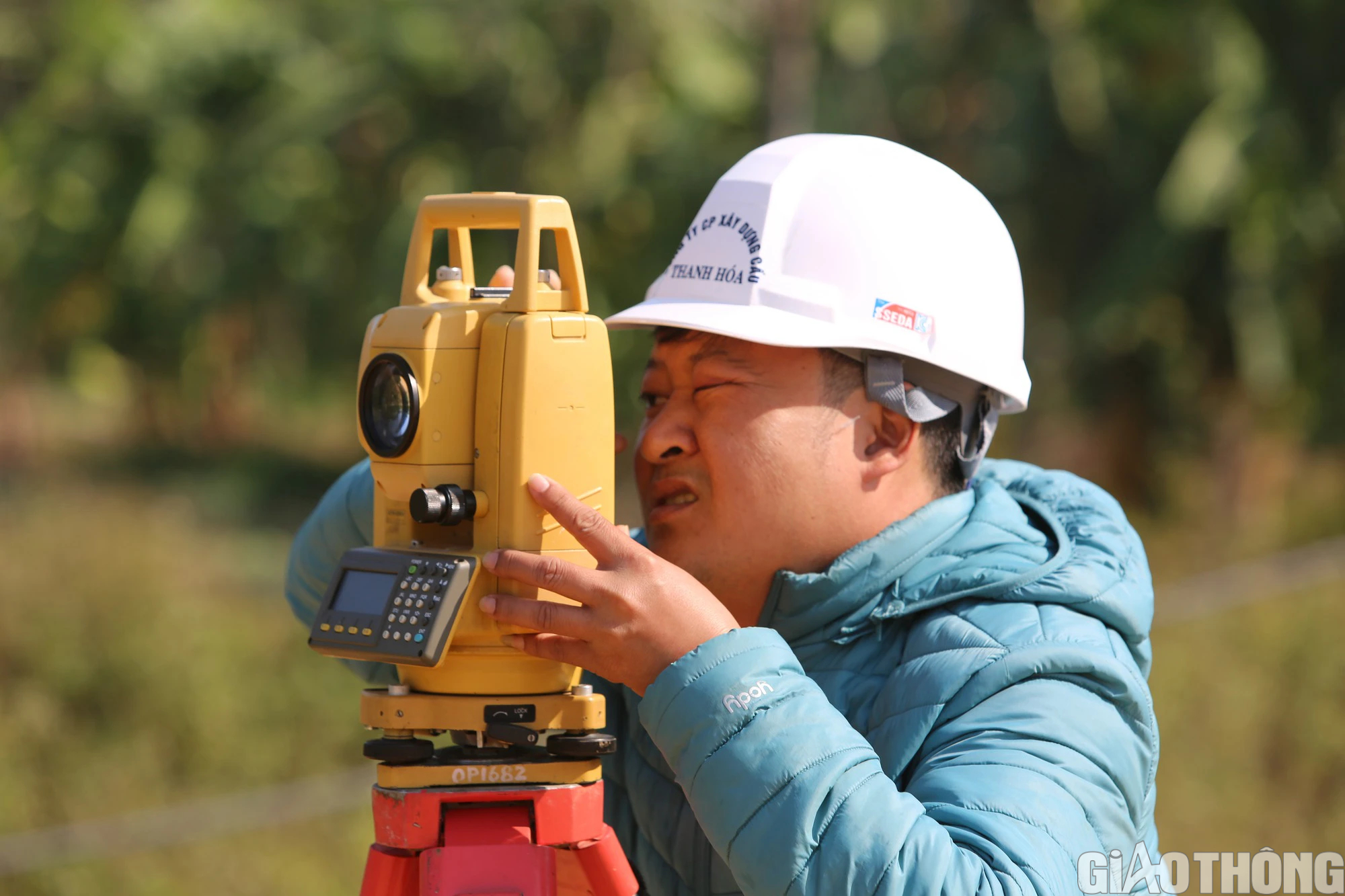Thi công cây cầu dài nhất trên sông Mã - Ảnh 8. Thi công cây cầu dài nhất trên sông Mã - Ảnh 8.